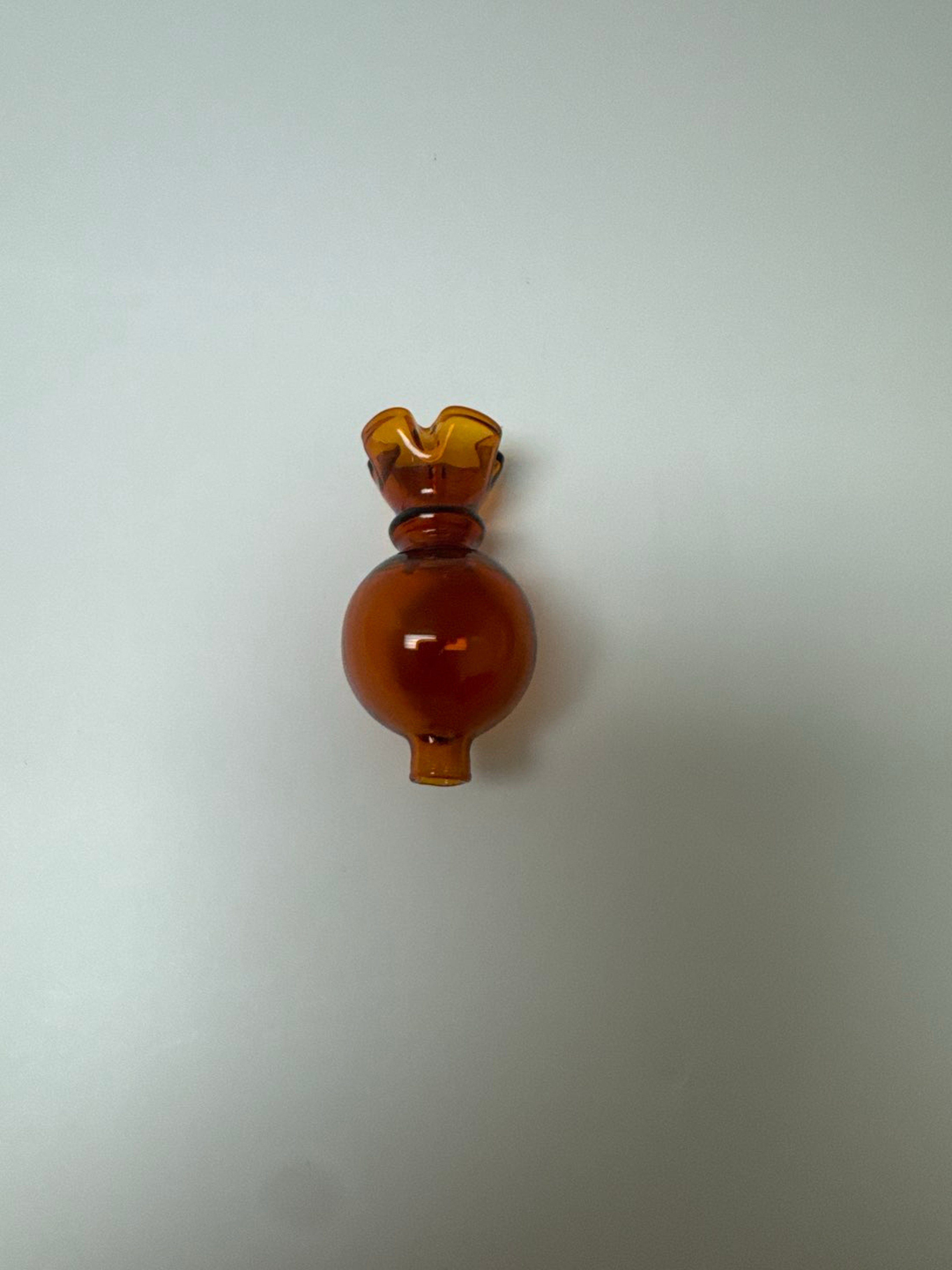 Preview pic of Amber directional carb cap flower top copper color way brand new perfect for flat bucket shaped quartz nail