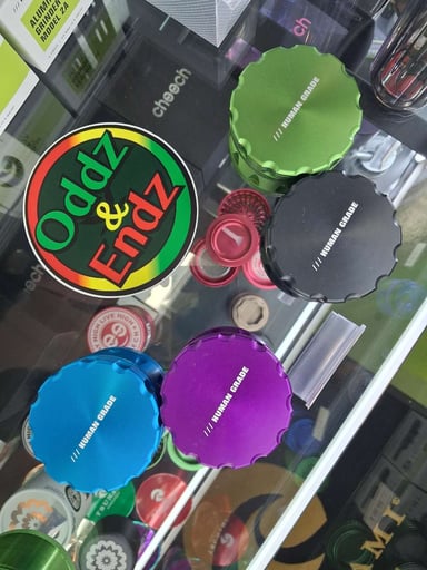 Preview pic of 2.5" human grade grinder 4pc model 2A