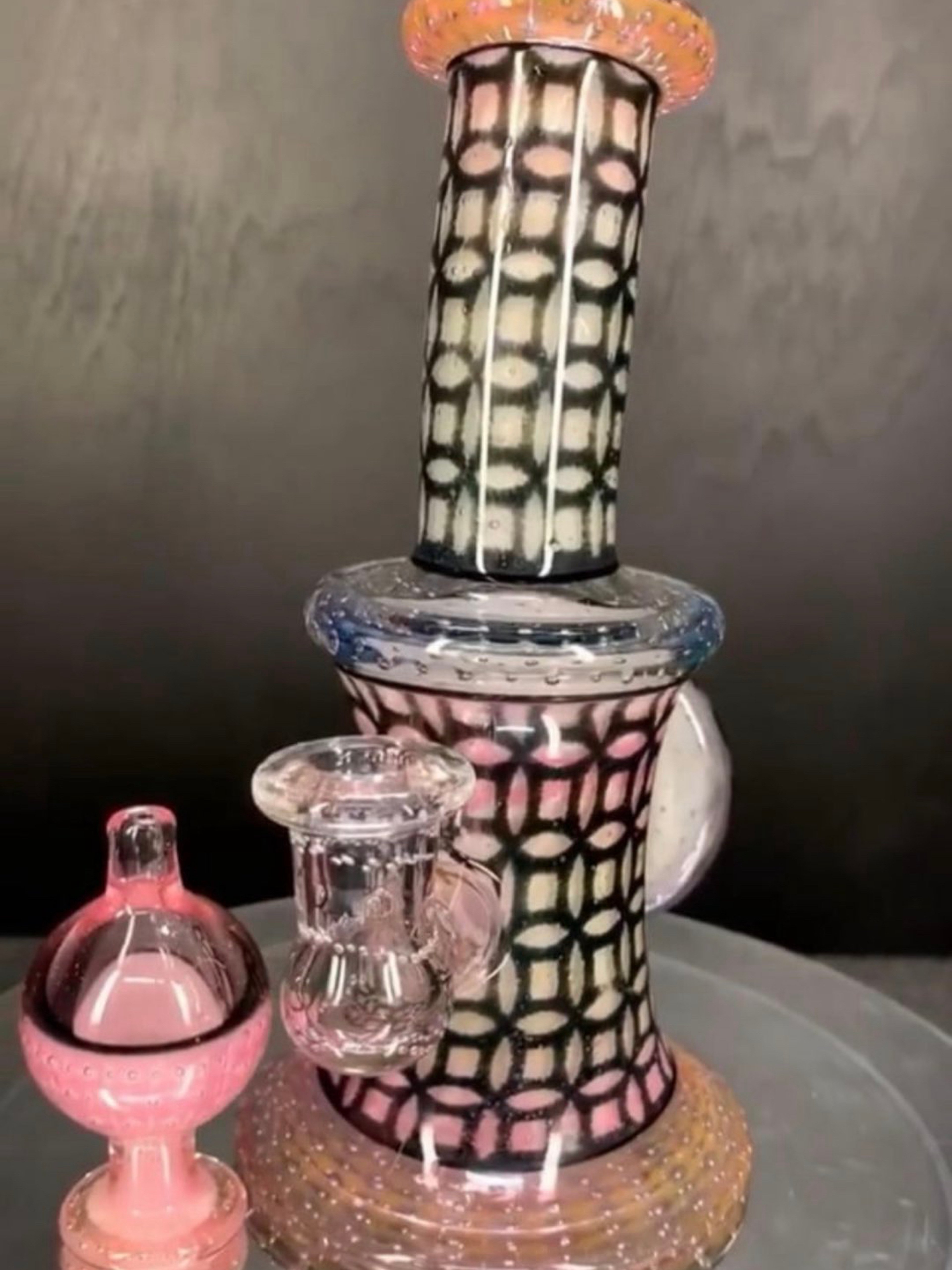 Preview pic of Pakoh / sizelove collab