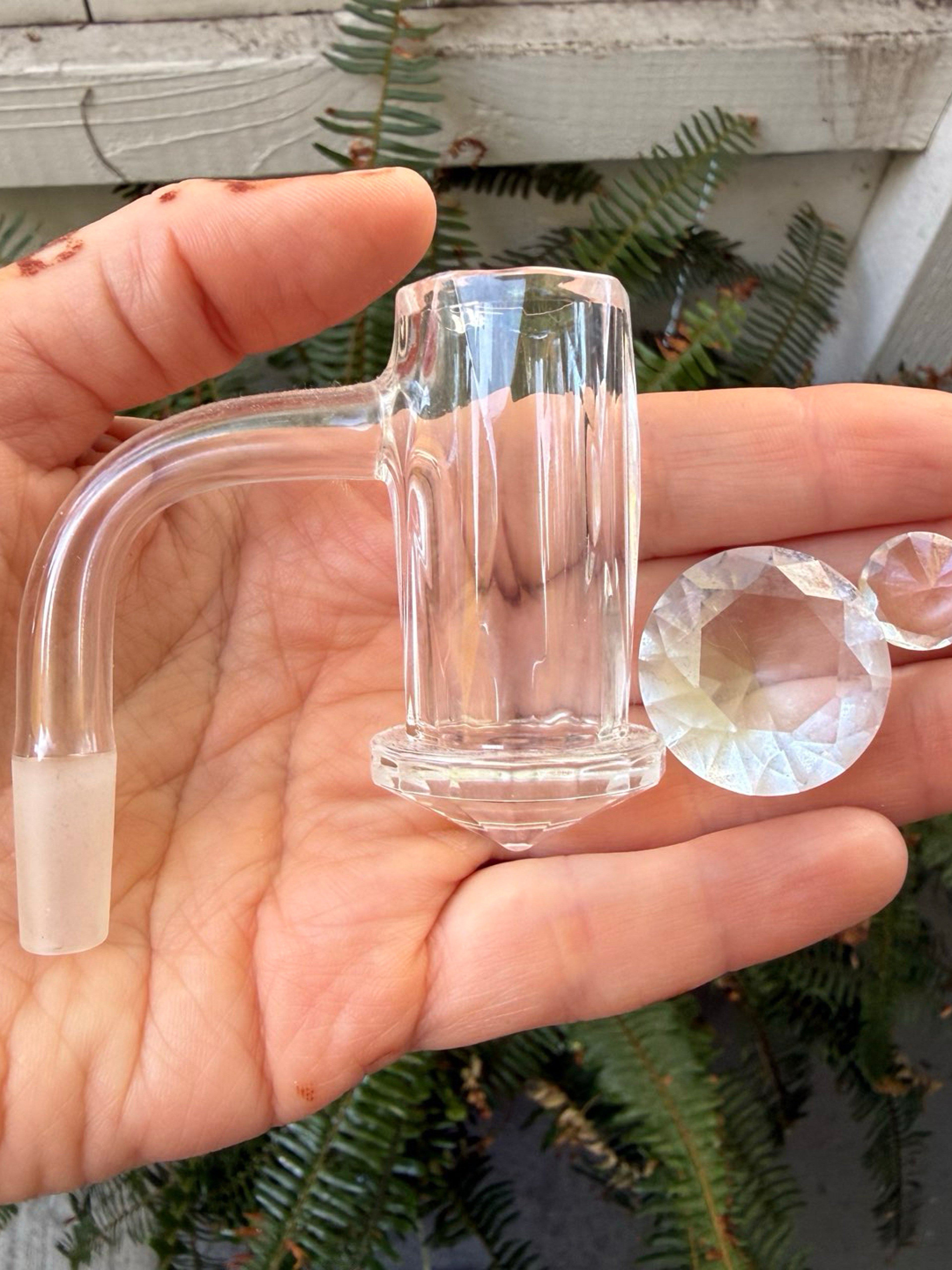 Preview pic of 10mm faceted nail with carb cap and pearl
