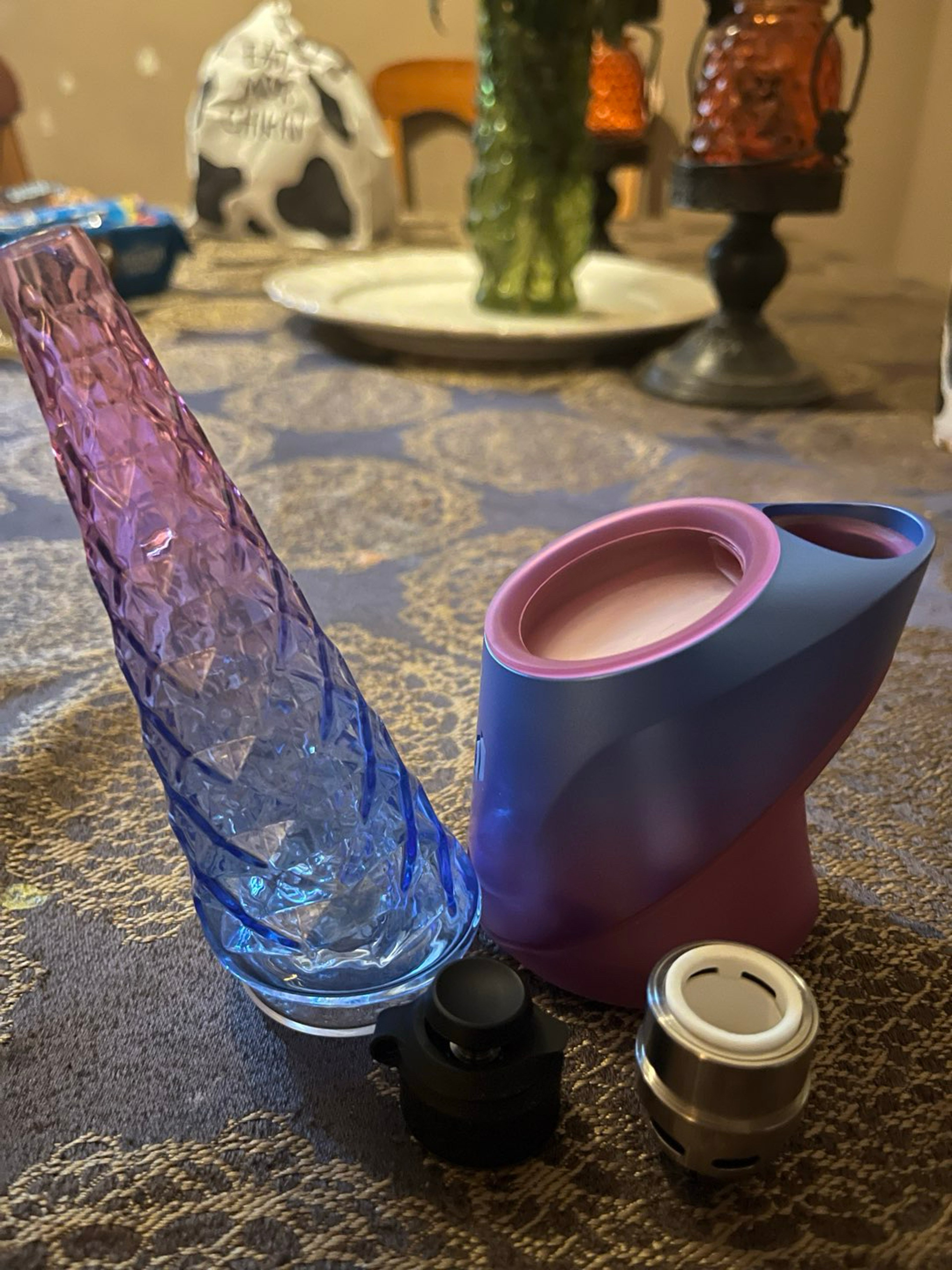 Preview pic of Puffco peak pro indiglow