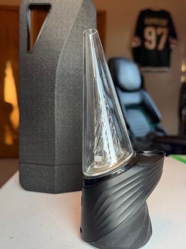 Preview pic of Puffco Peak pro v2 with 3DXL Chamber