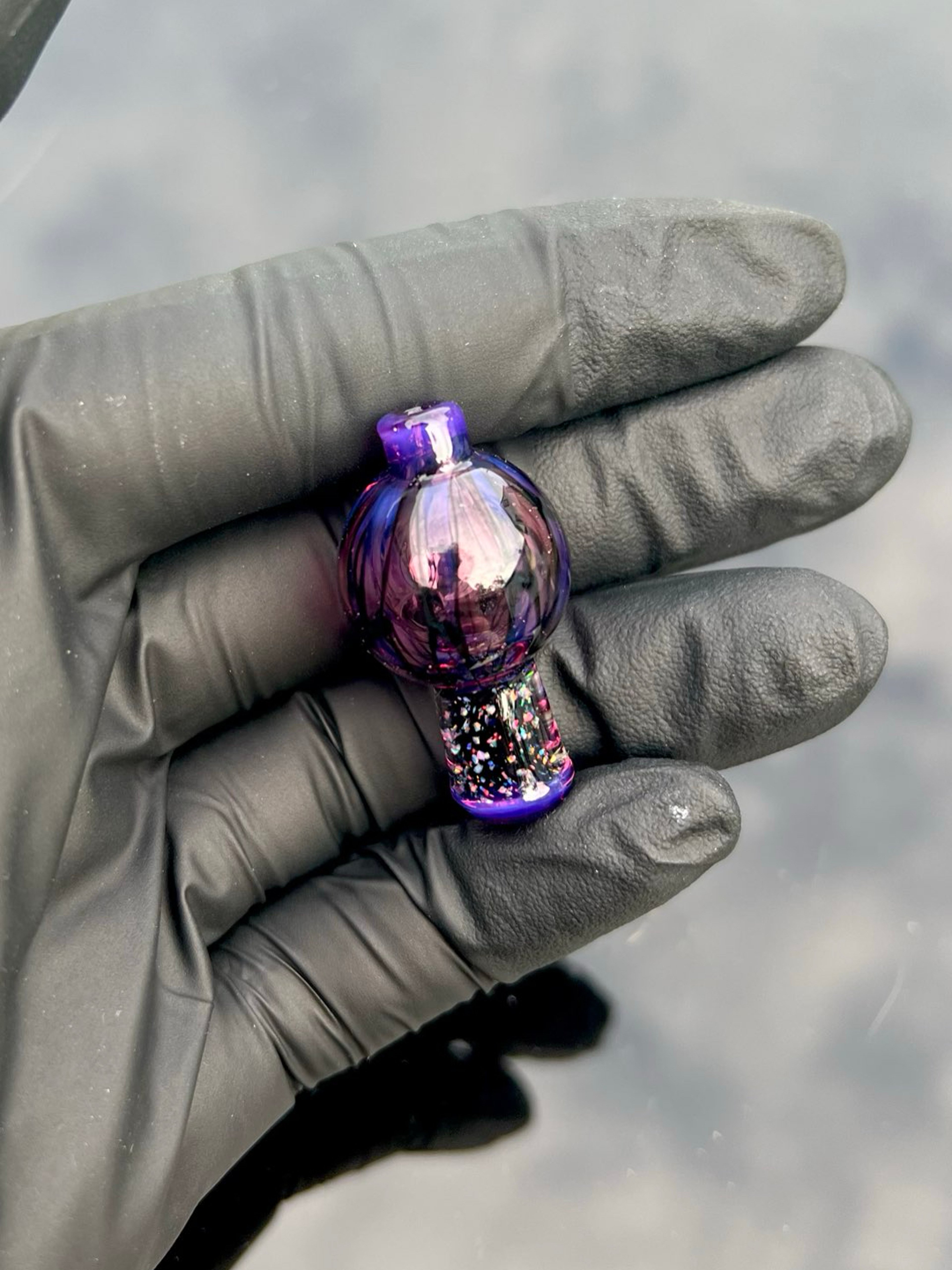 Preview pic of Stained glass carb cap