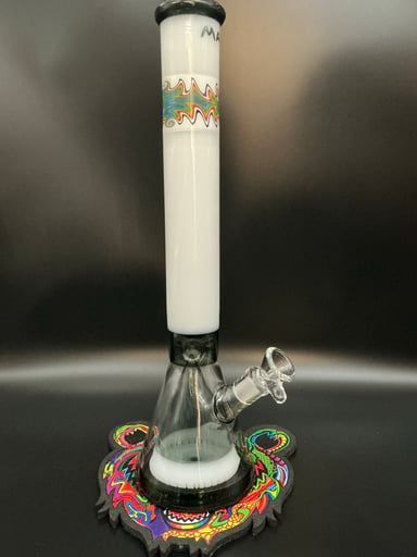 Preview pic of MAV Glass 18" Wigwag Pyramid Beaker Bong Black and White