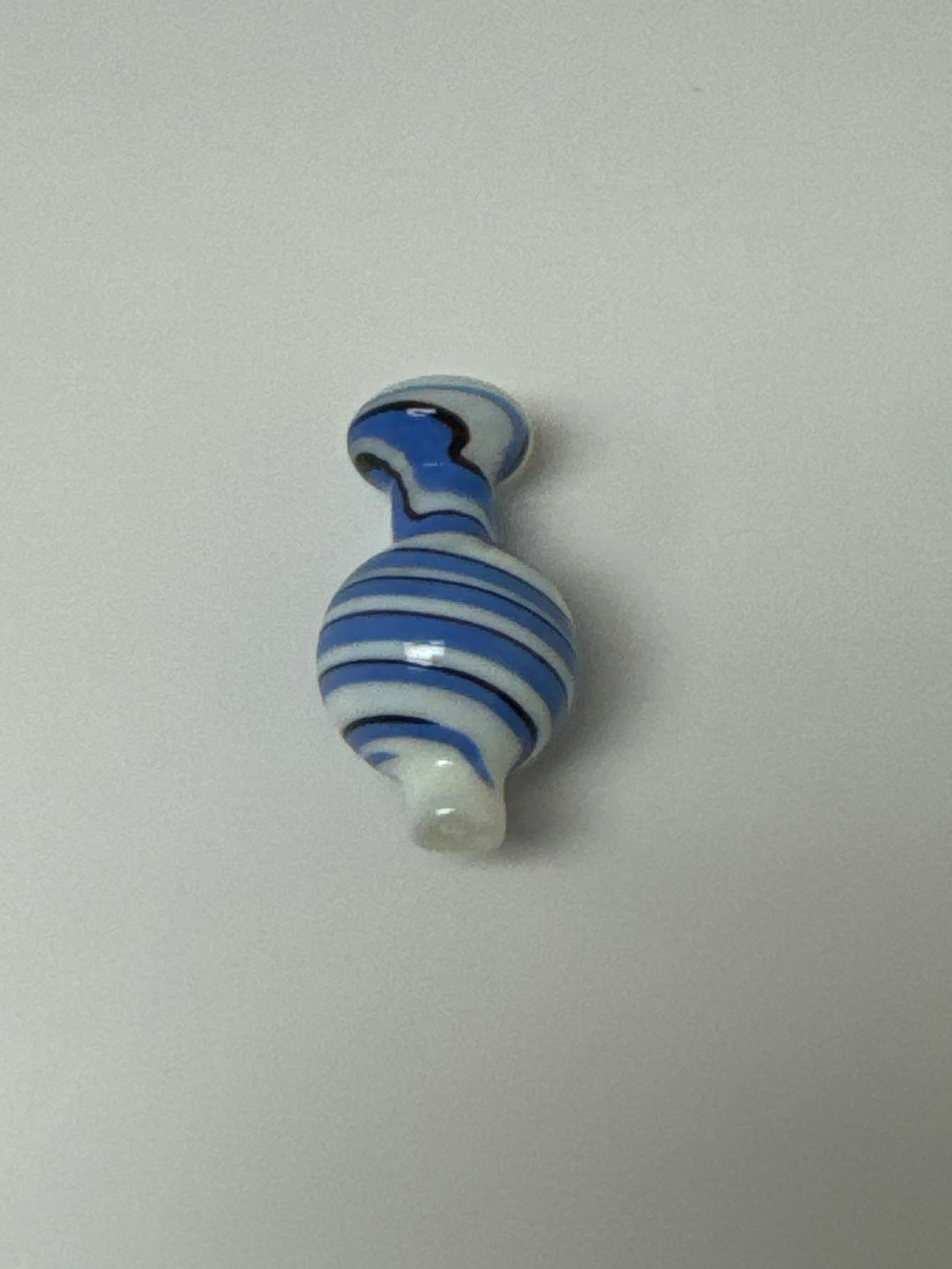 Preview pic of Directional carb cap, white and blue swirl