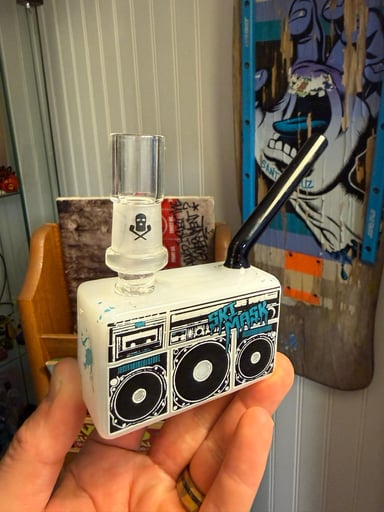 Preview pic of Ski Mask boom box OG rig