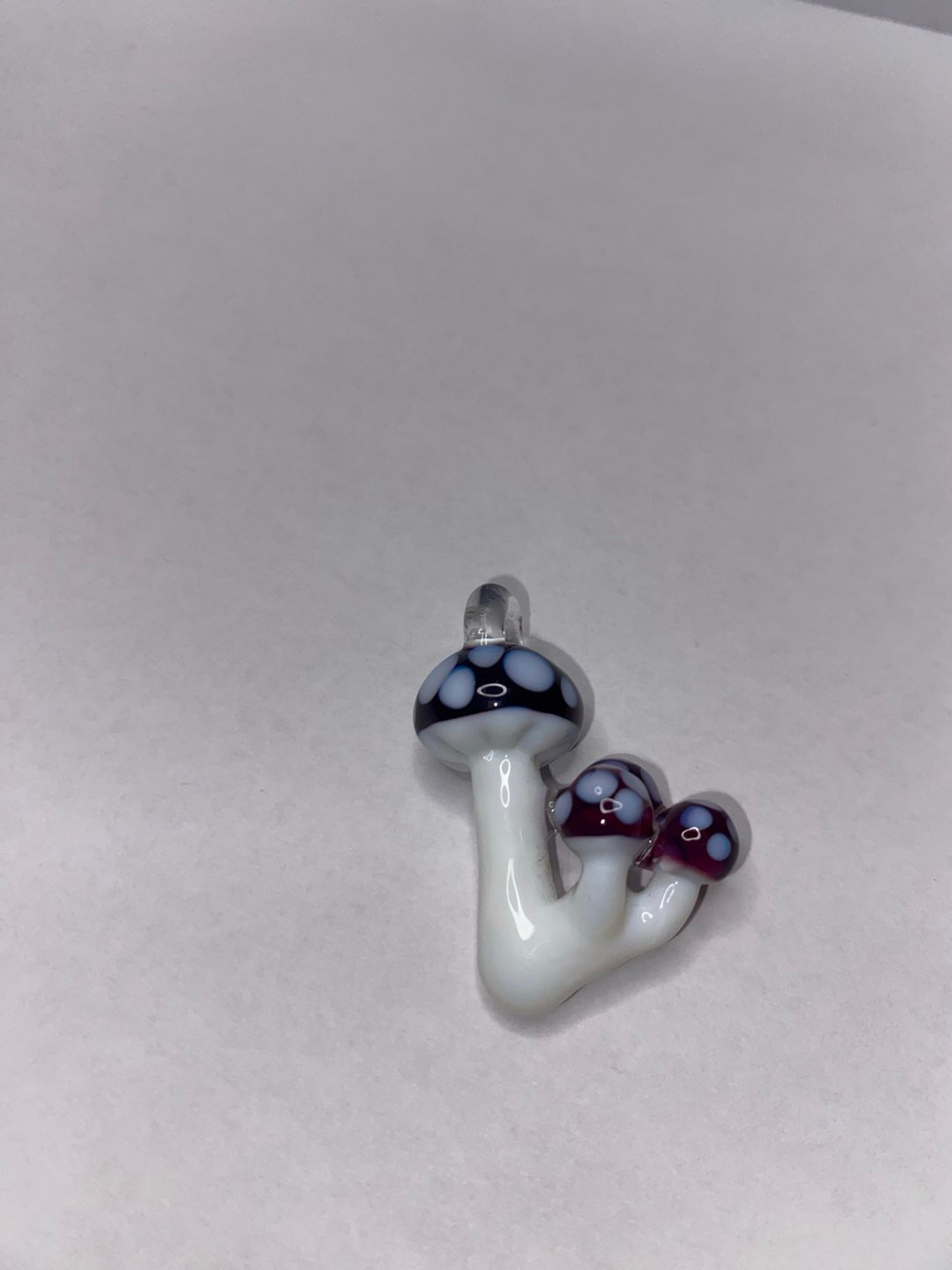Preview pic of Mushroom cluster pendant