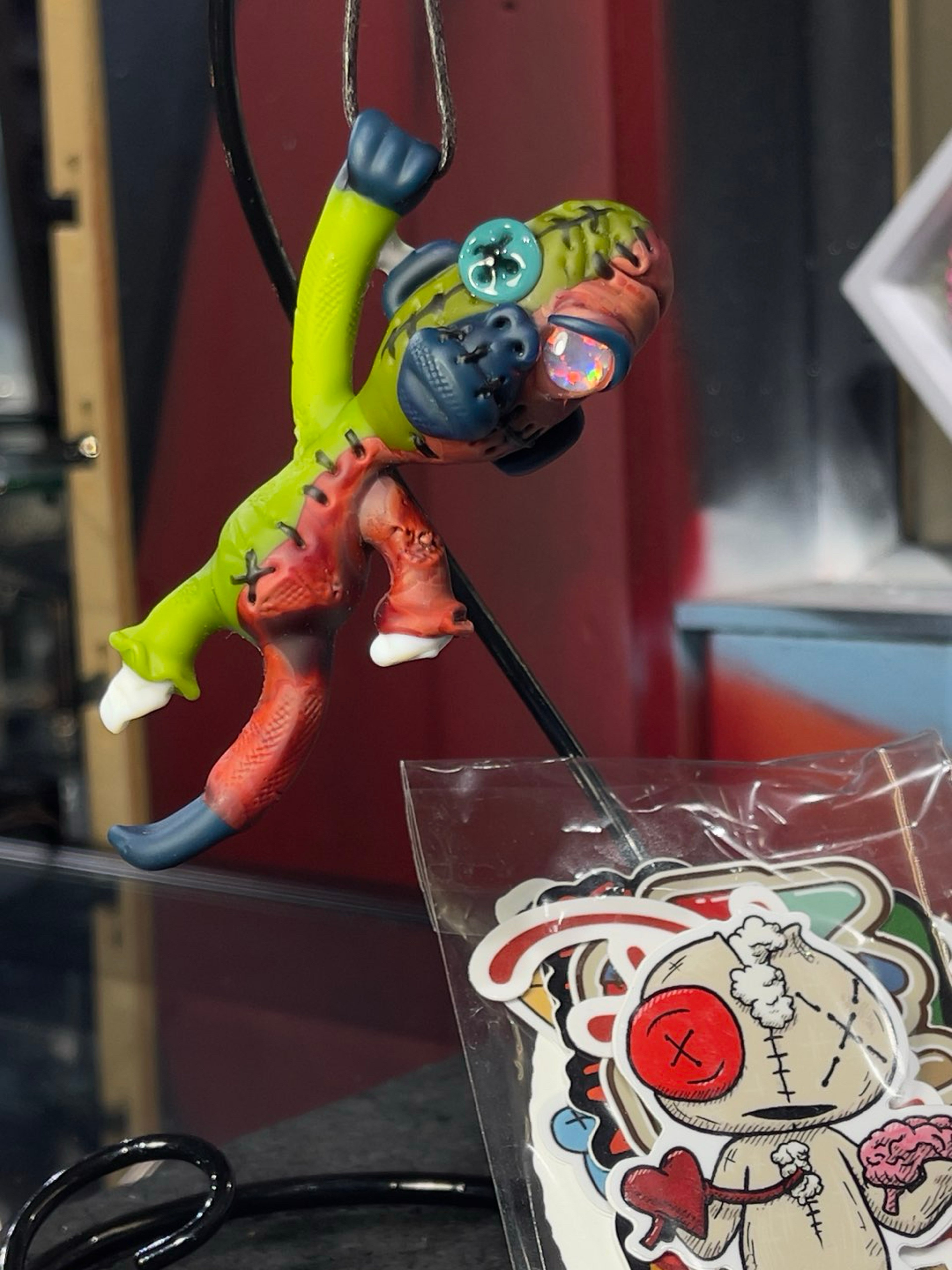 Preview pic of Muller x Firefly Hanging Rilla