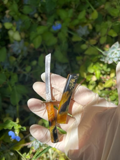 Preview pic of Damascus mini katana dab tool‼️