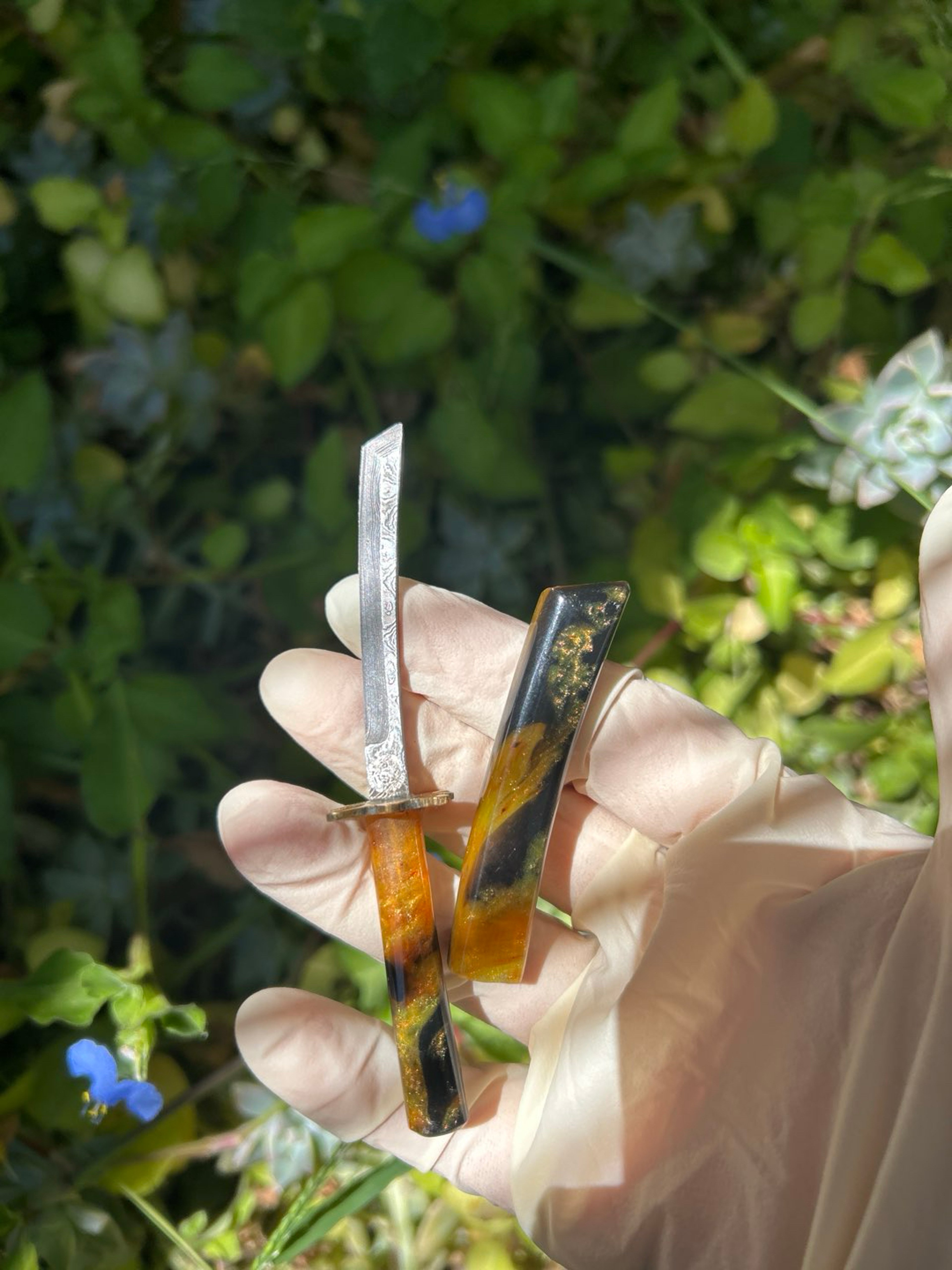 Preview pic of Damascus mini katana dab tool‼️