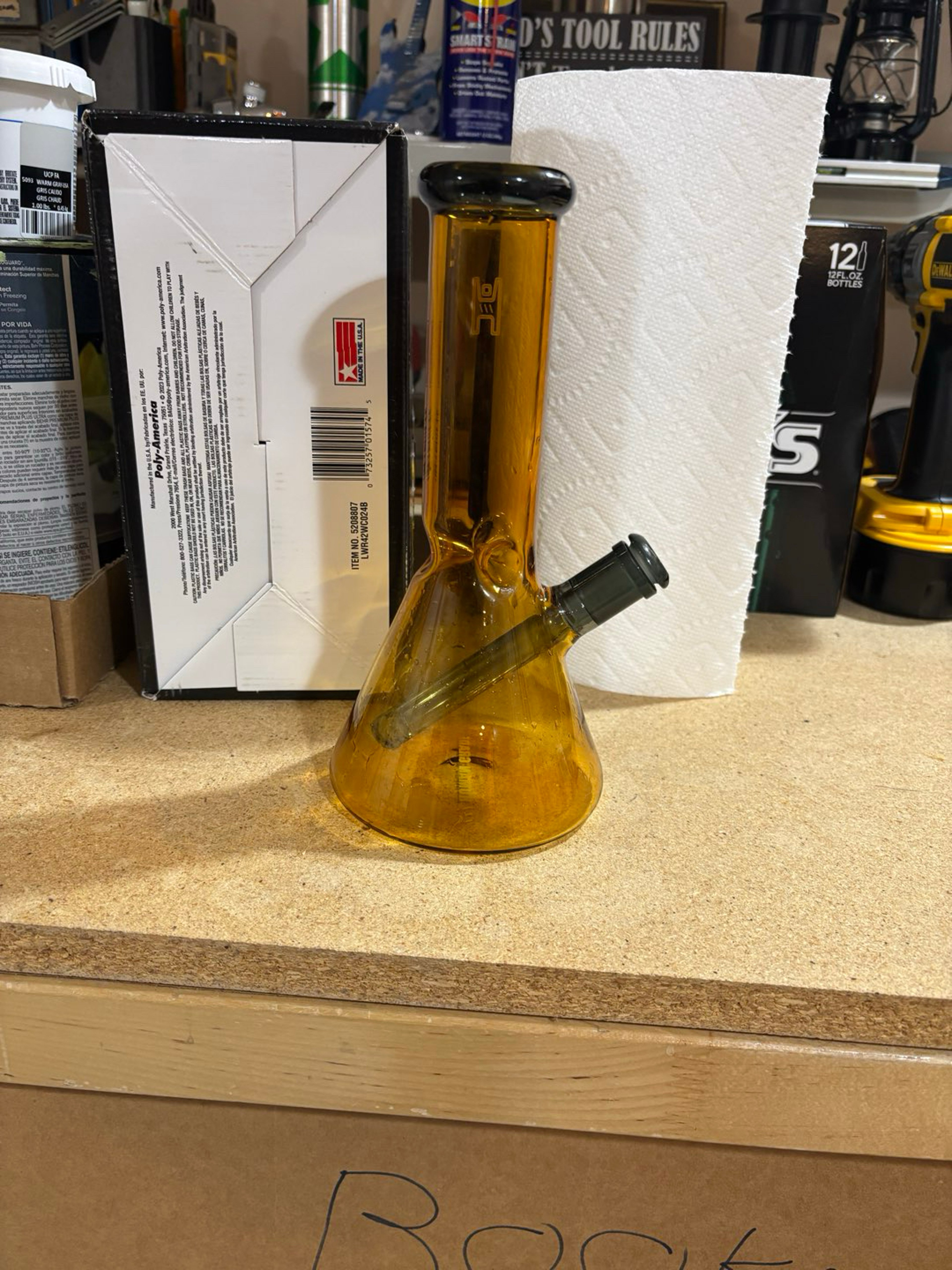 Beaker Bong image 0