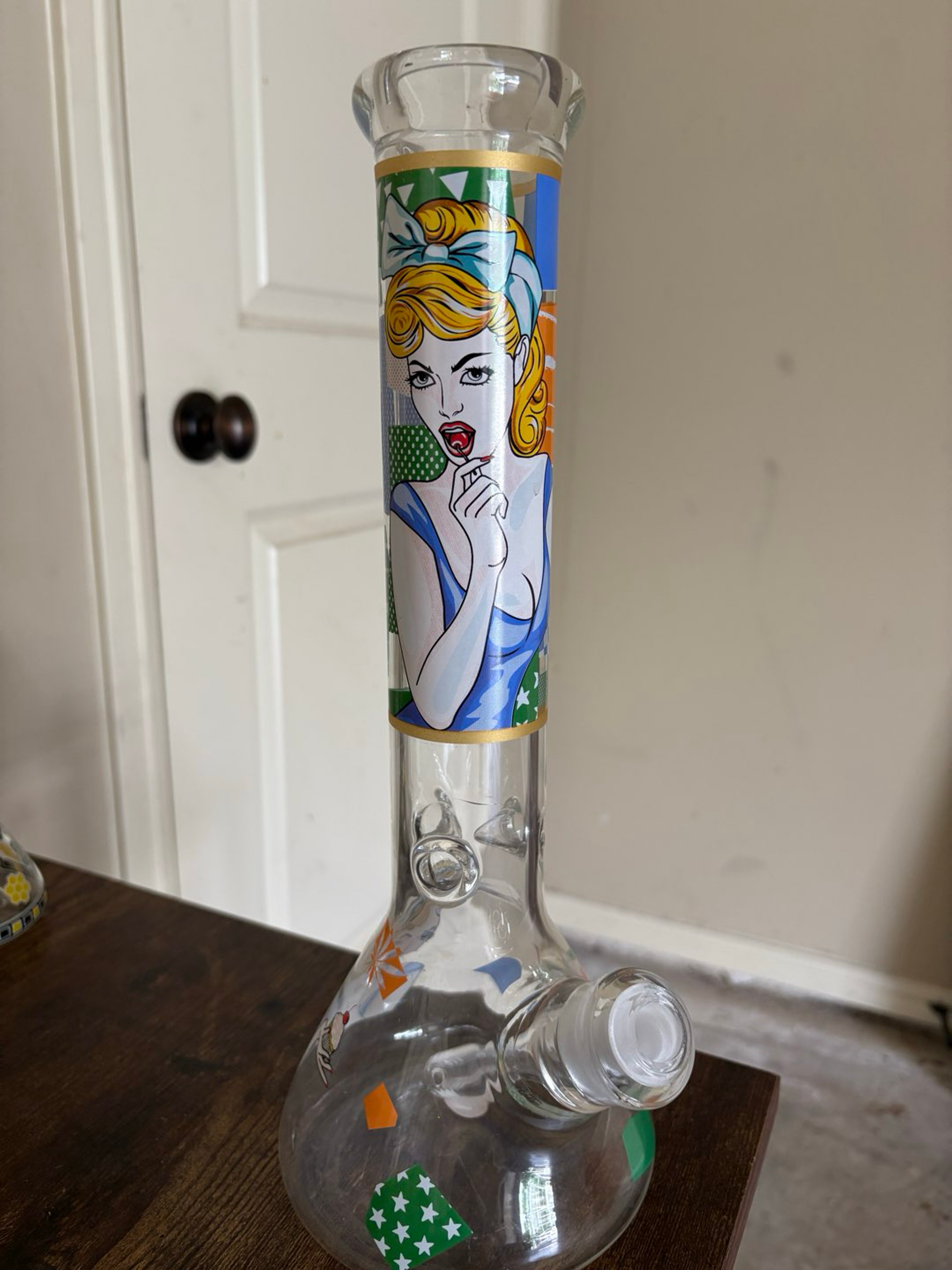 Preview pic of Bong