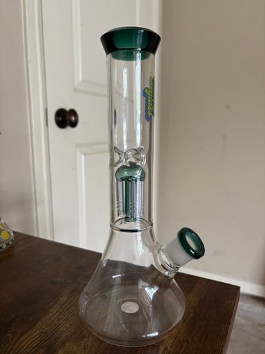 Preview pic of Bong