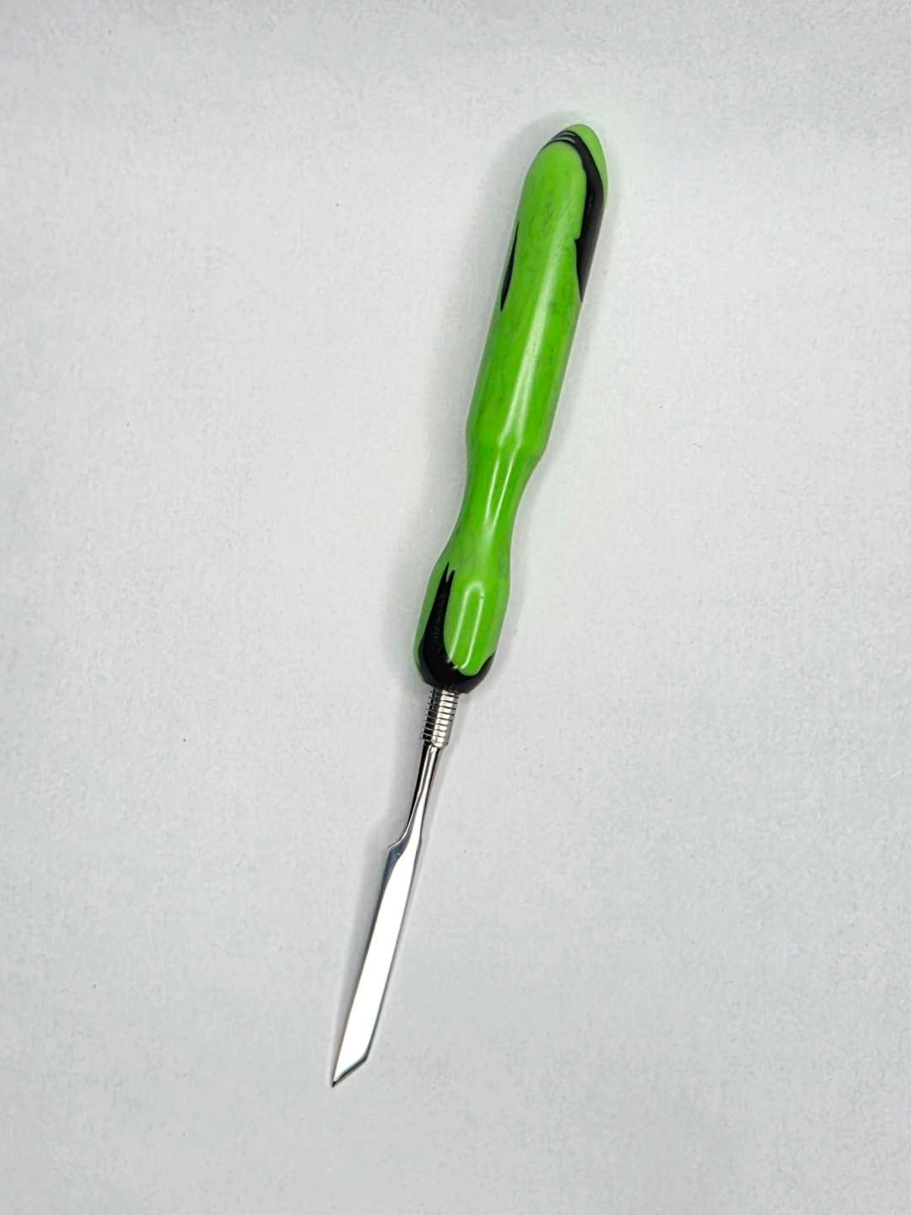 Preview pic of Green Widow – Handmade Recycled HDPE Wax Clay Carving Tool - by The Mellow Box