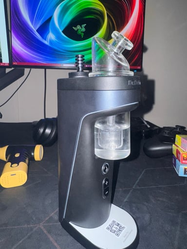 Preview pic of Dr Dabber Switch 2