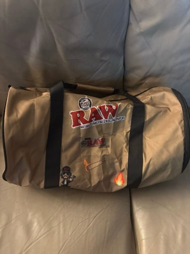 Preview pic of Raw duffel bag