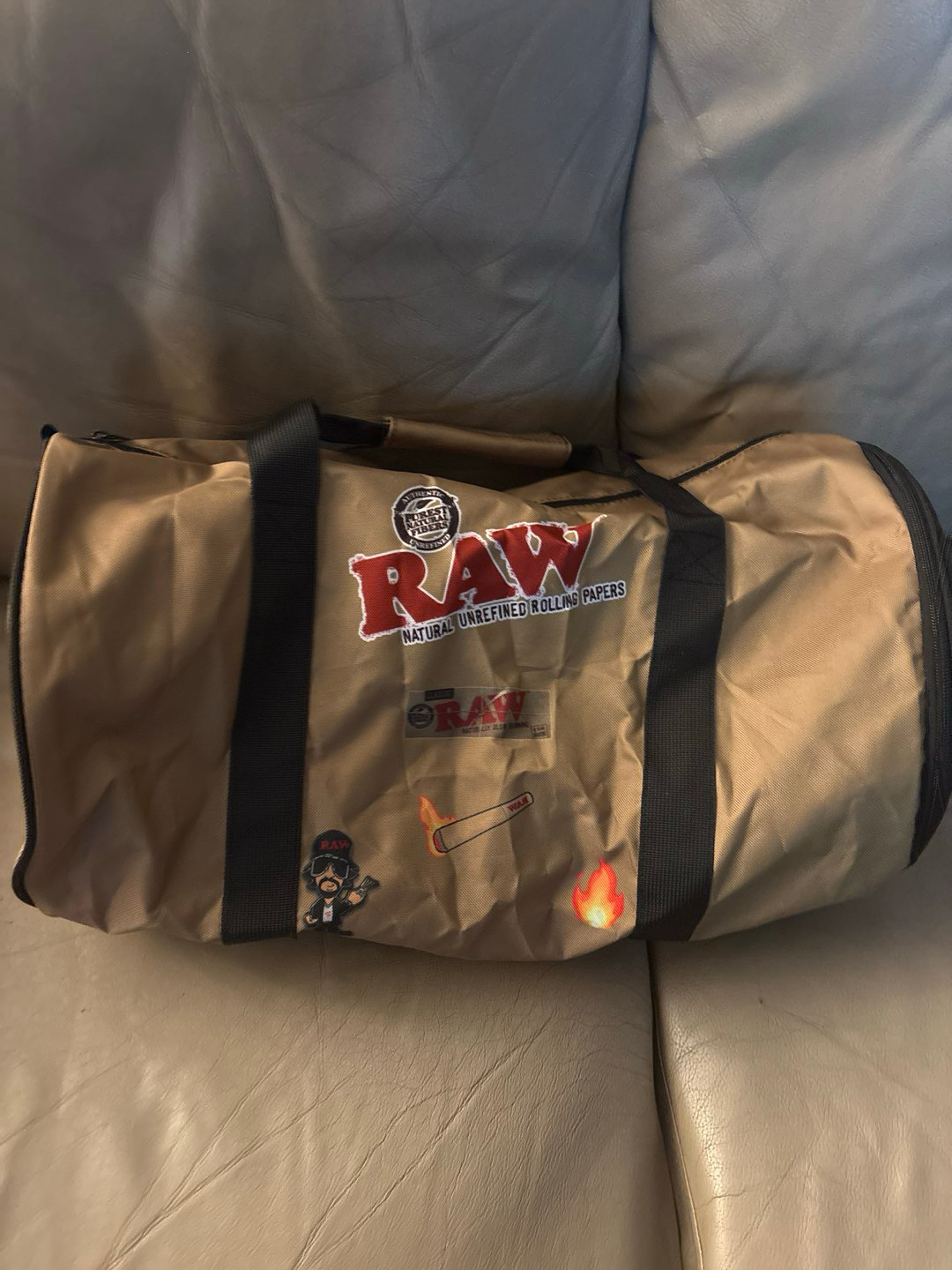 Preview pic of Raw duffel bag