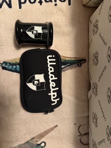 Preview pic of Illadelph pouch and jar