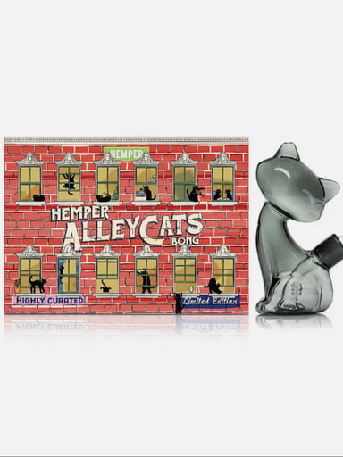 Preview pic of HEMPER Alley Cats Bong