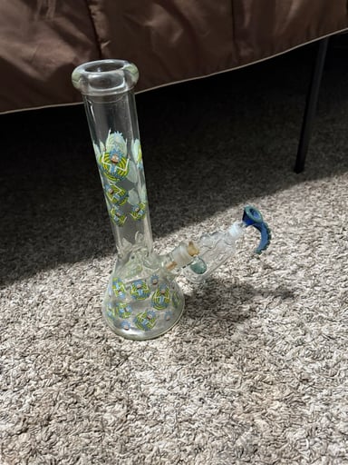 Preview pic of Rick and Morty bong w/ bubbler and bowl