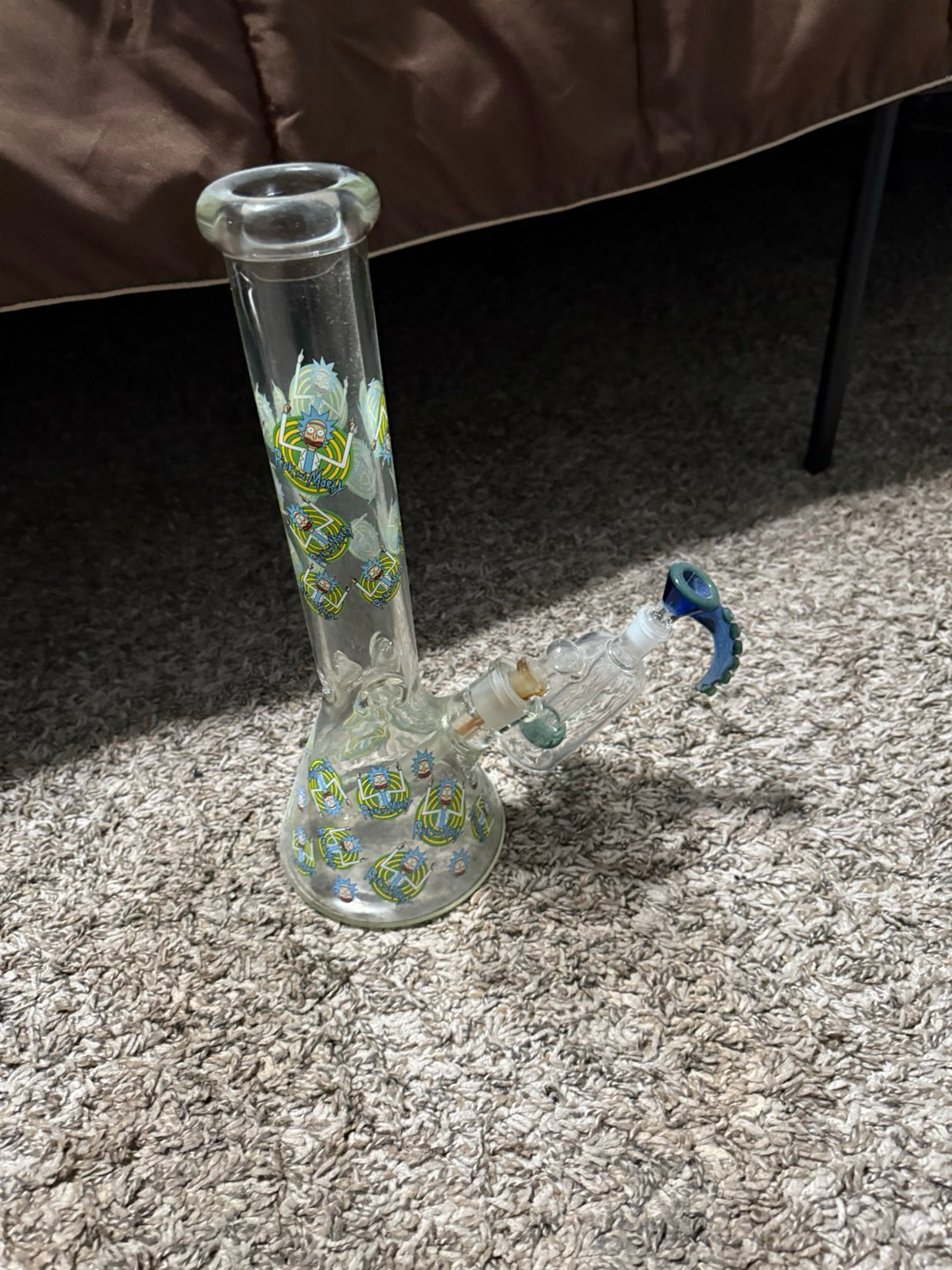 Preview pic of Rick and Morty bong w/ bubbler and bowl