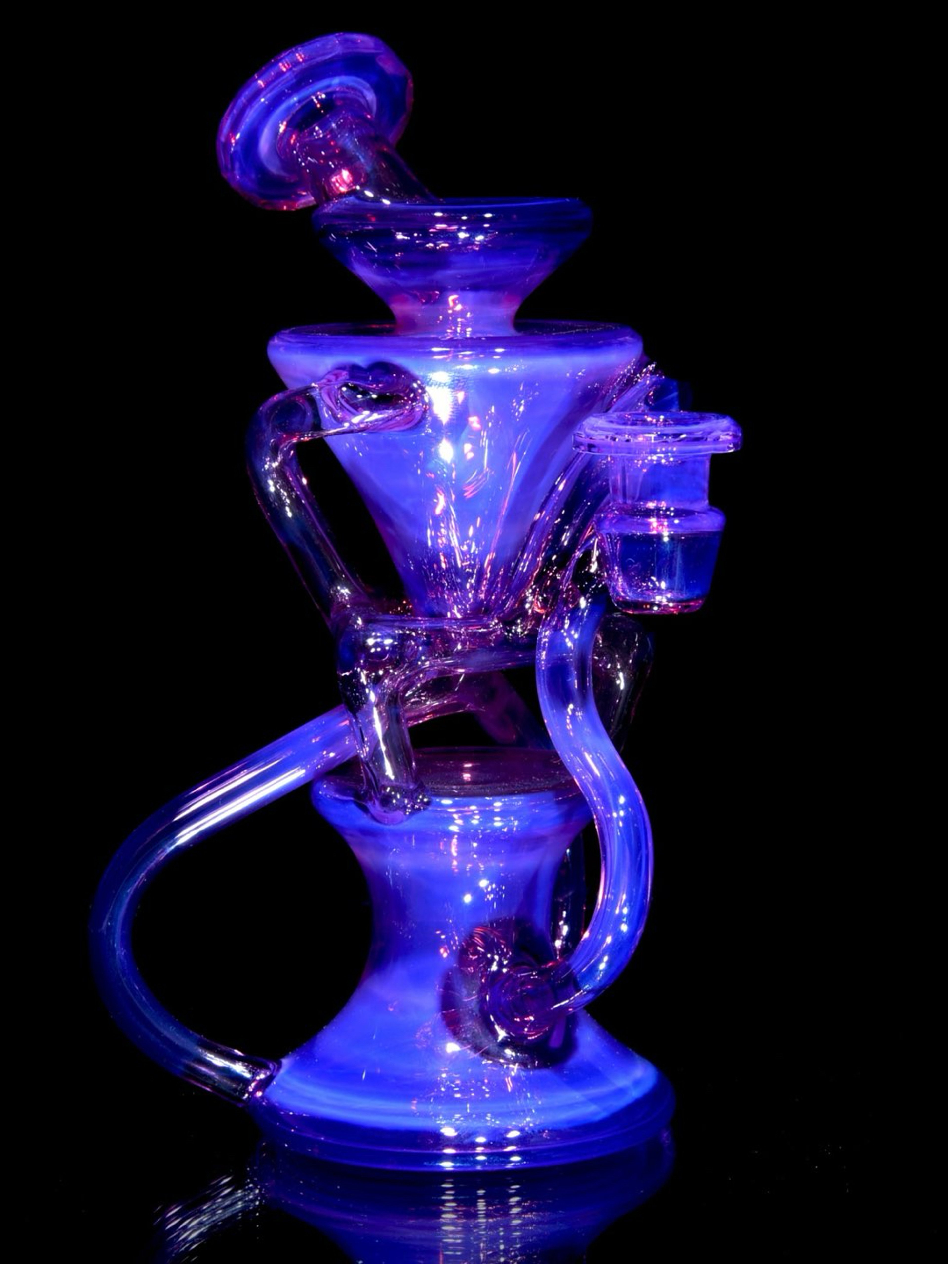 Capt’n Cronic - Full-size Faceted Tetrahedron Ladder Triple Double Floating Recycler #1 - Royal Jelly - 10mm Female image 0