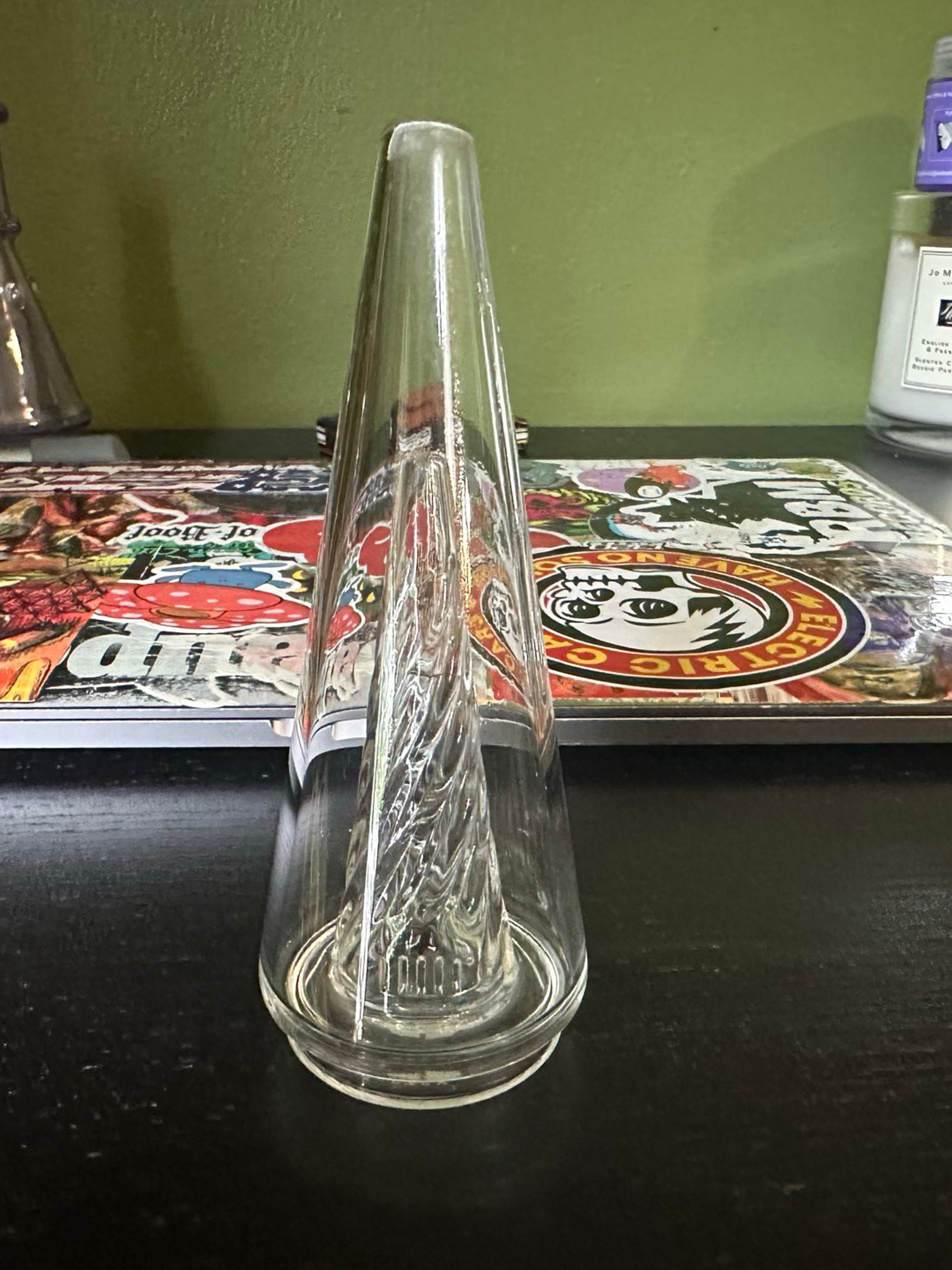 Preview pic of Puffco Peak Pro Glass 2.0