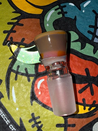 Preview pic of Glass distractions 14mm 1 hole snapper