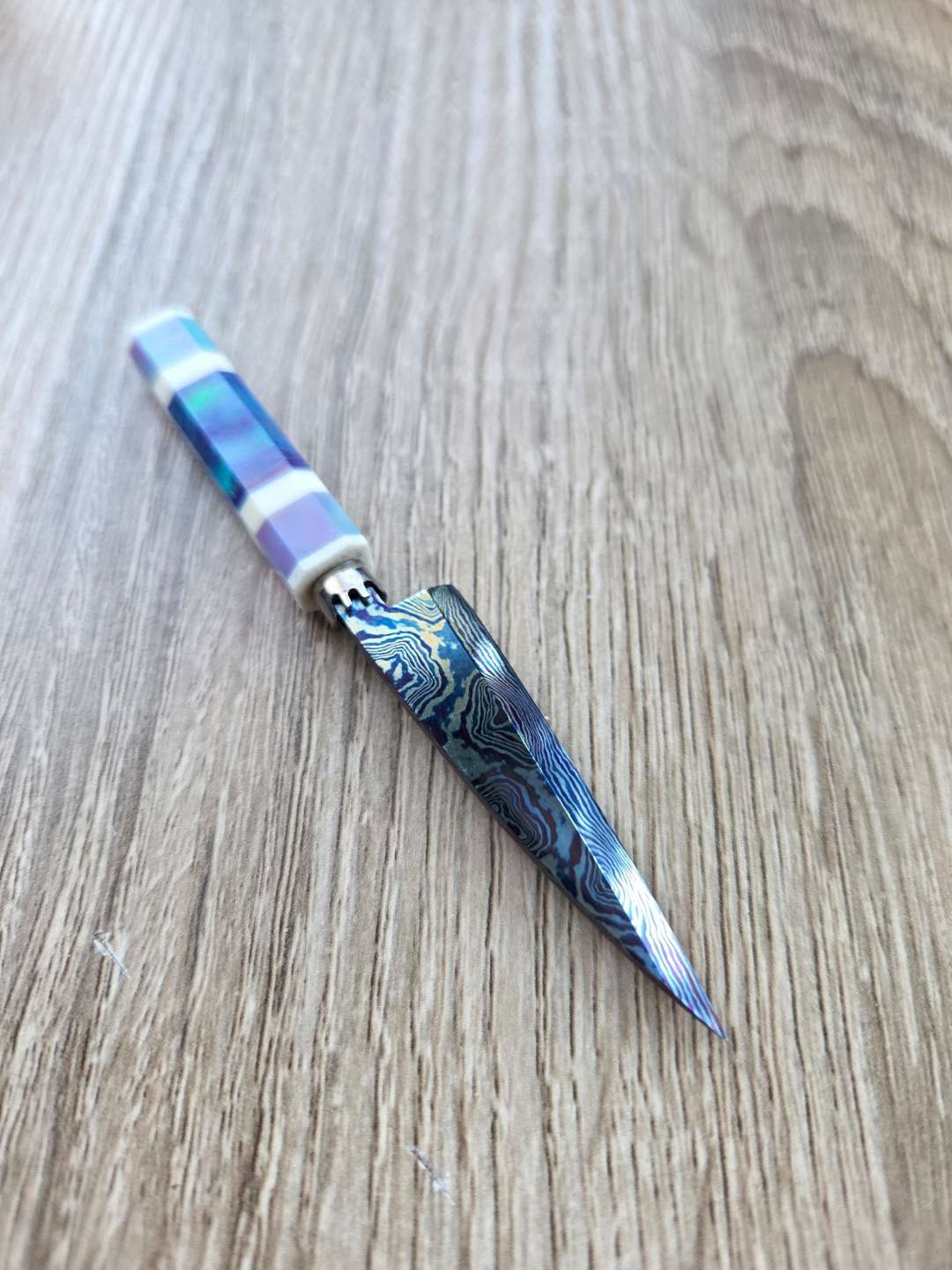 Preview pic of Hardwood Katana Damascus Dabbers