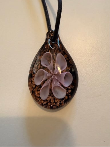 Preview pic of Dichro Flower Pendant
