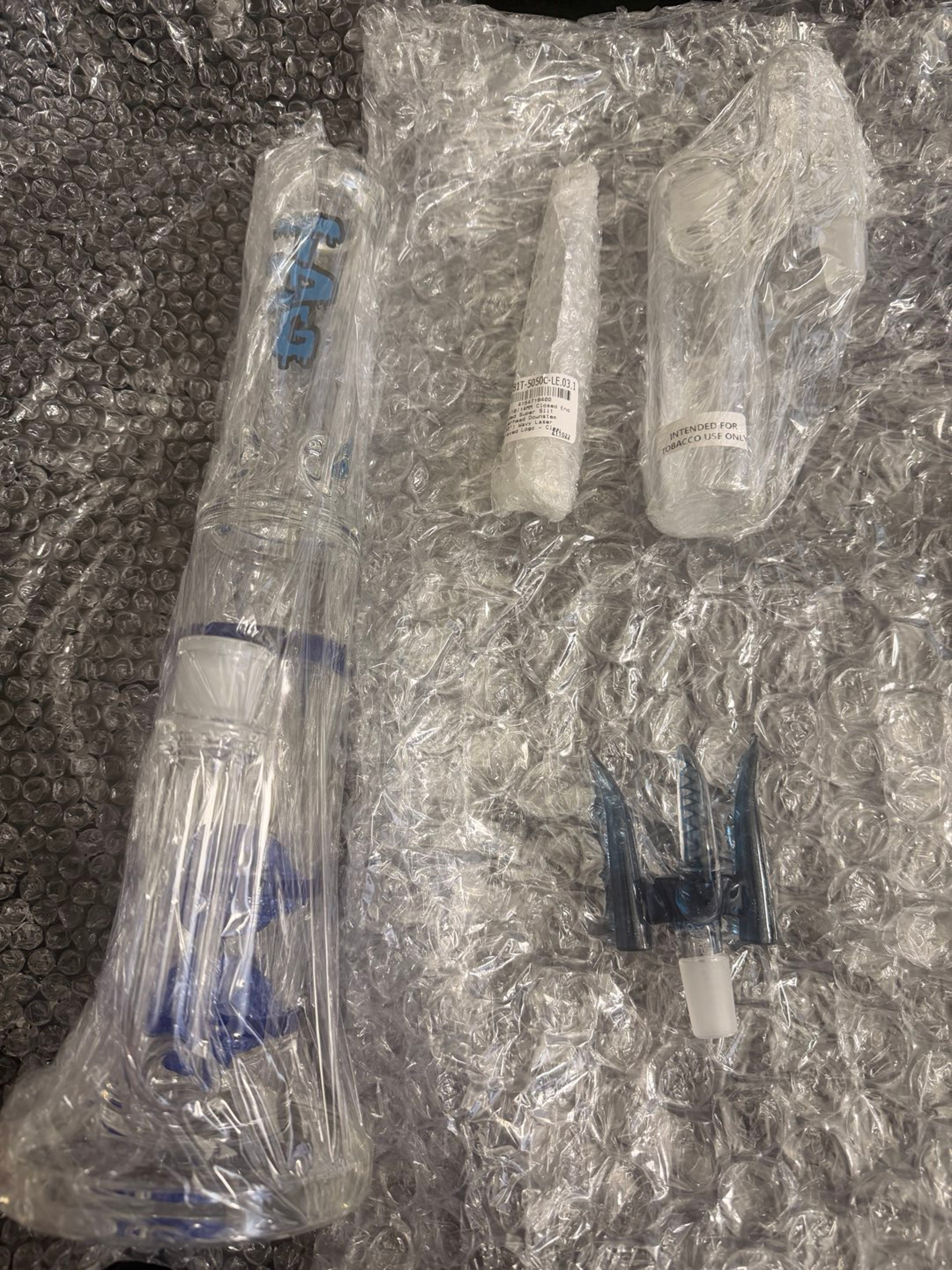 Tag glass water pipe 3pc set new/unused image 0