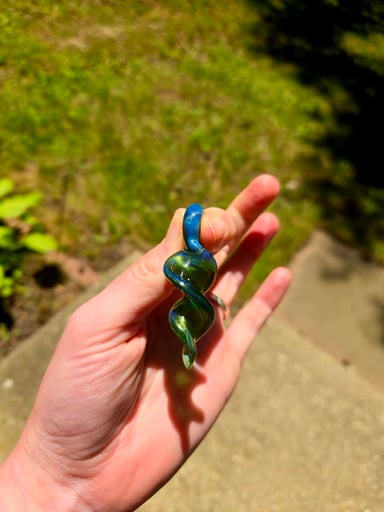 Preview pic of Sparkly Twist Pendant