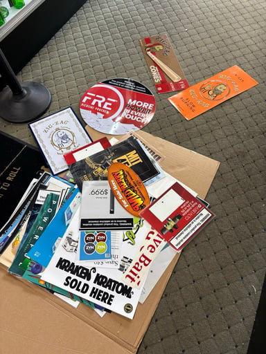 Preview pic of Smoke Shop signs