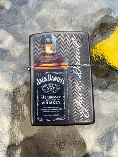 Preview pic of Zippo lighter jack daniels