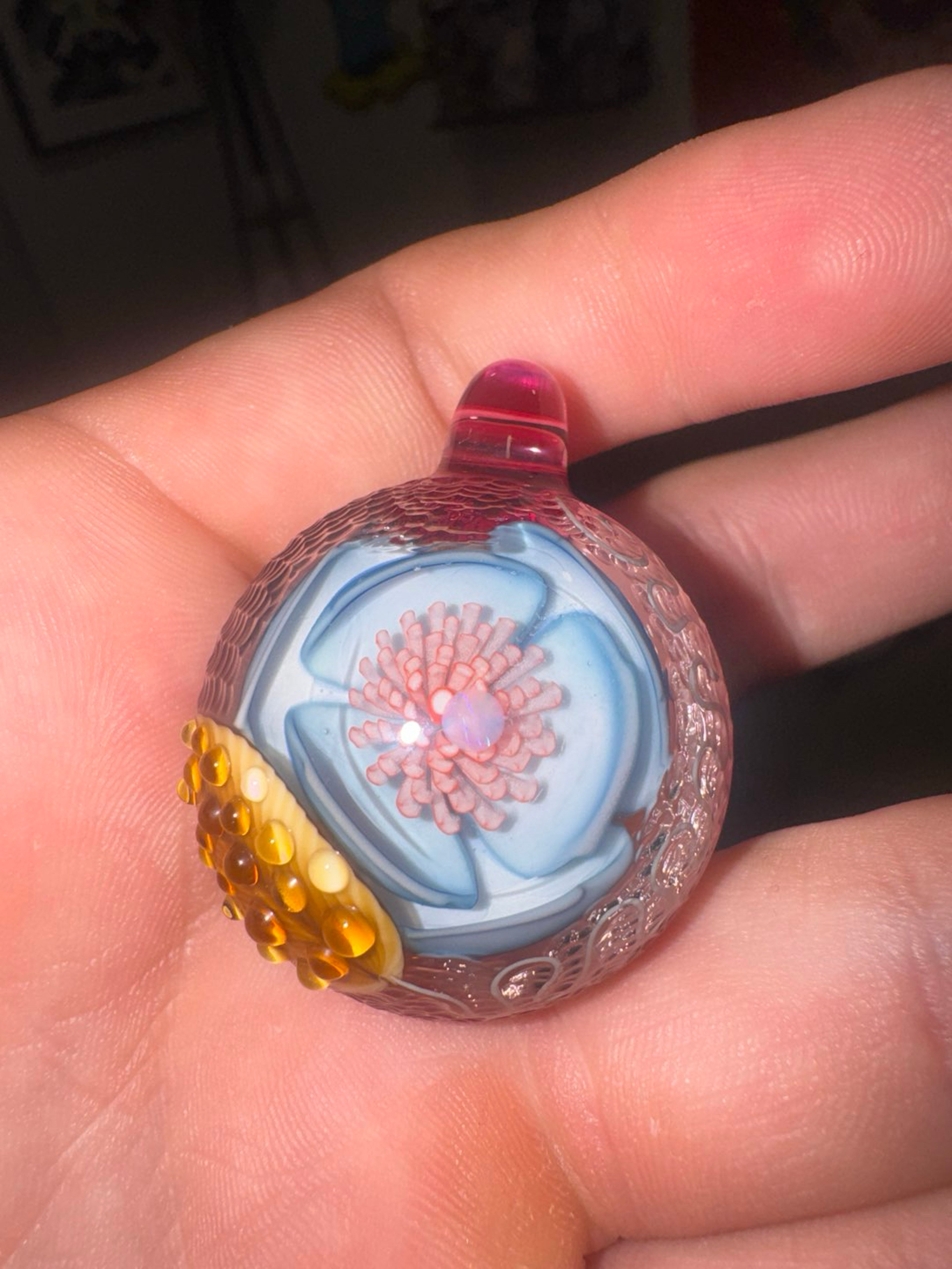 Preview pic of Delong Flower Pendy