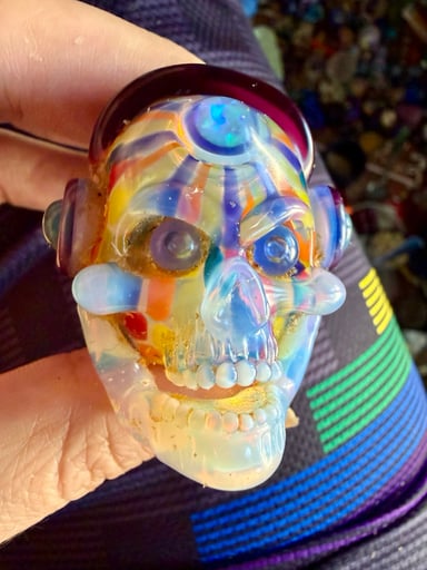 Preview pic of Nathan Belmont Skull Rocker Pendant