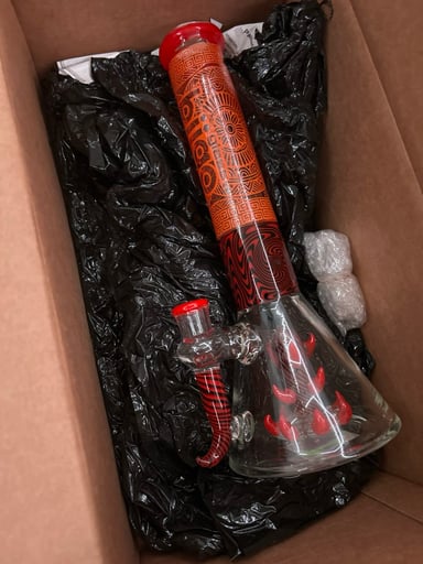 Preview pic of Lookah bong brand new 12 inches estimated