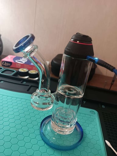 Preview pic of Puffco Proxy with glass