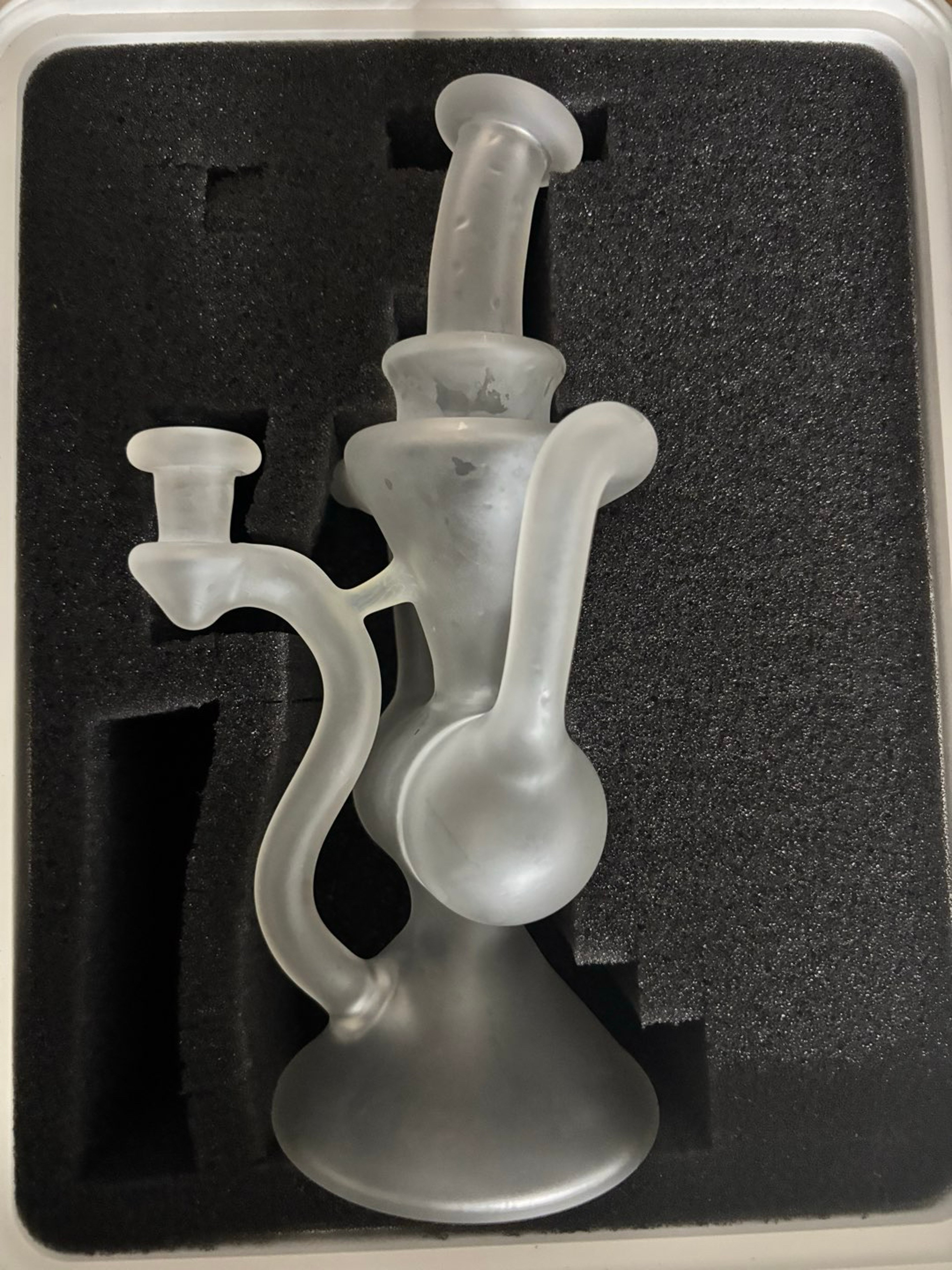 Brick glass frosted recycler image 0