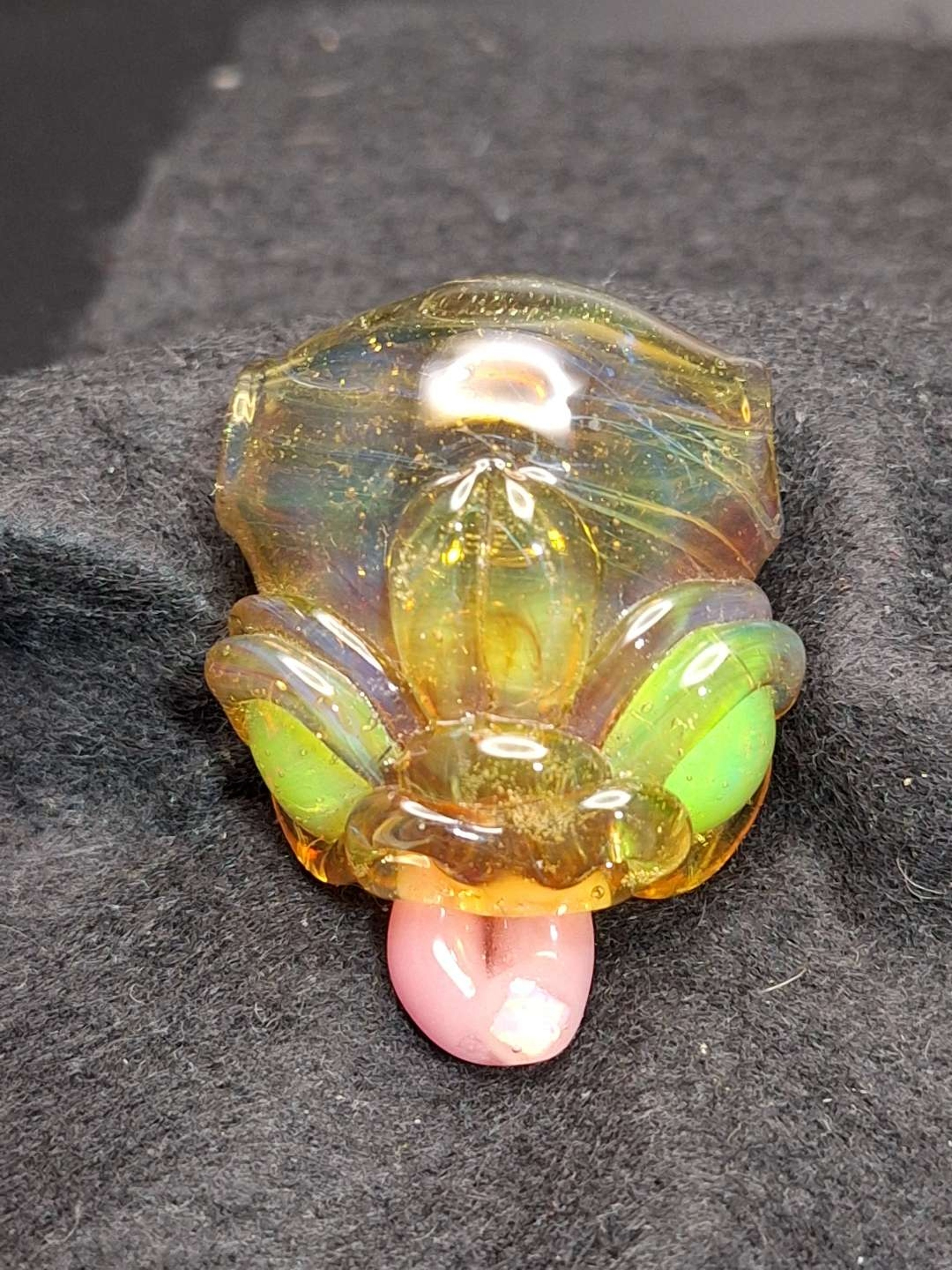 Casto opal acid eater UV image 0
