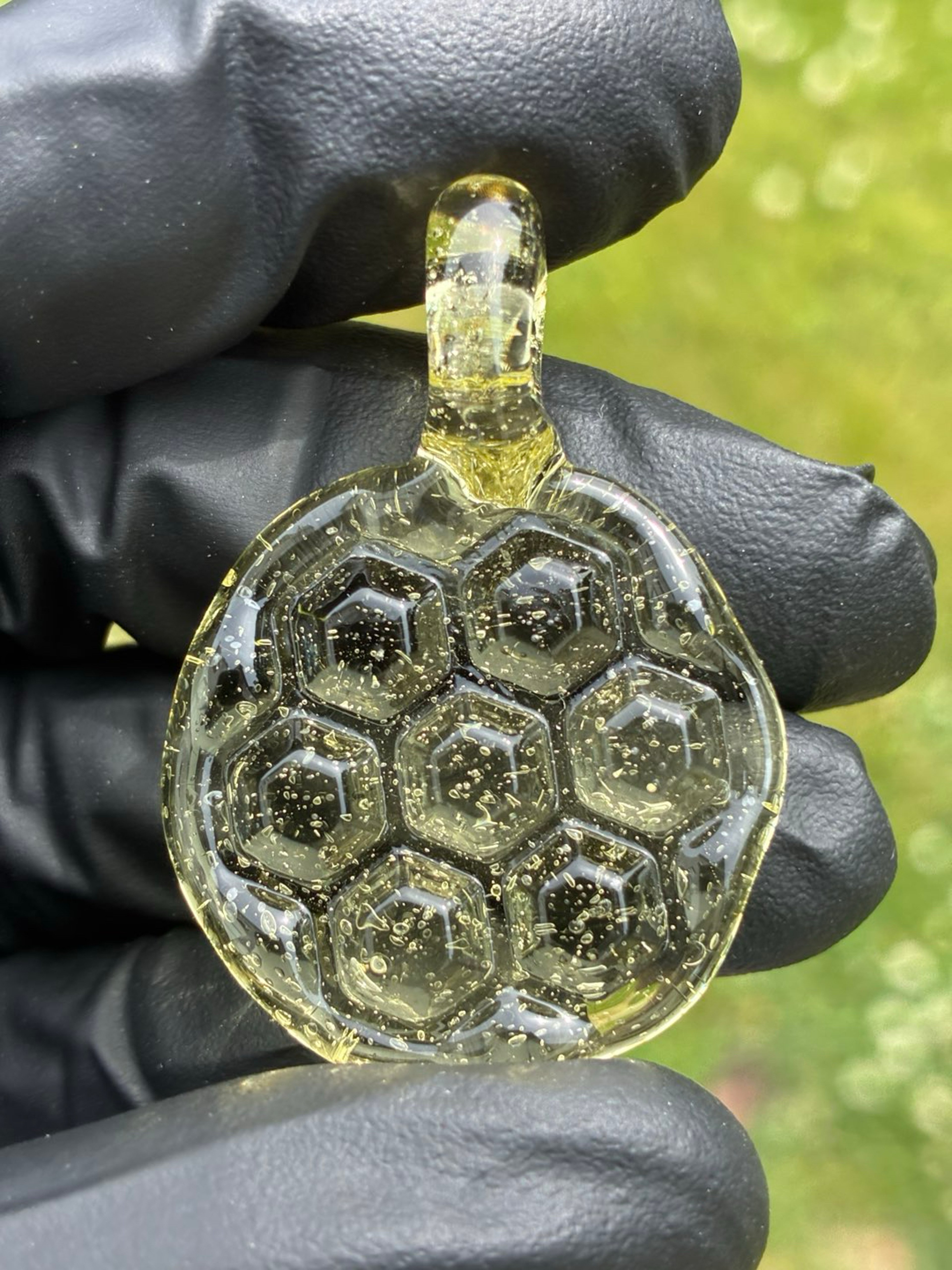 Preview pic of Honeycomb pendant 0201