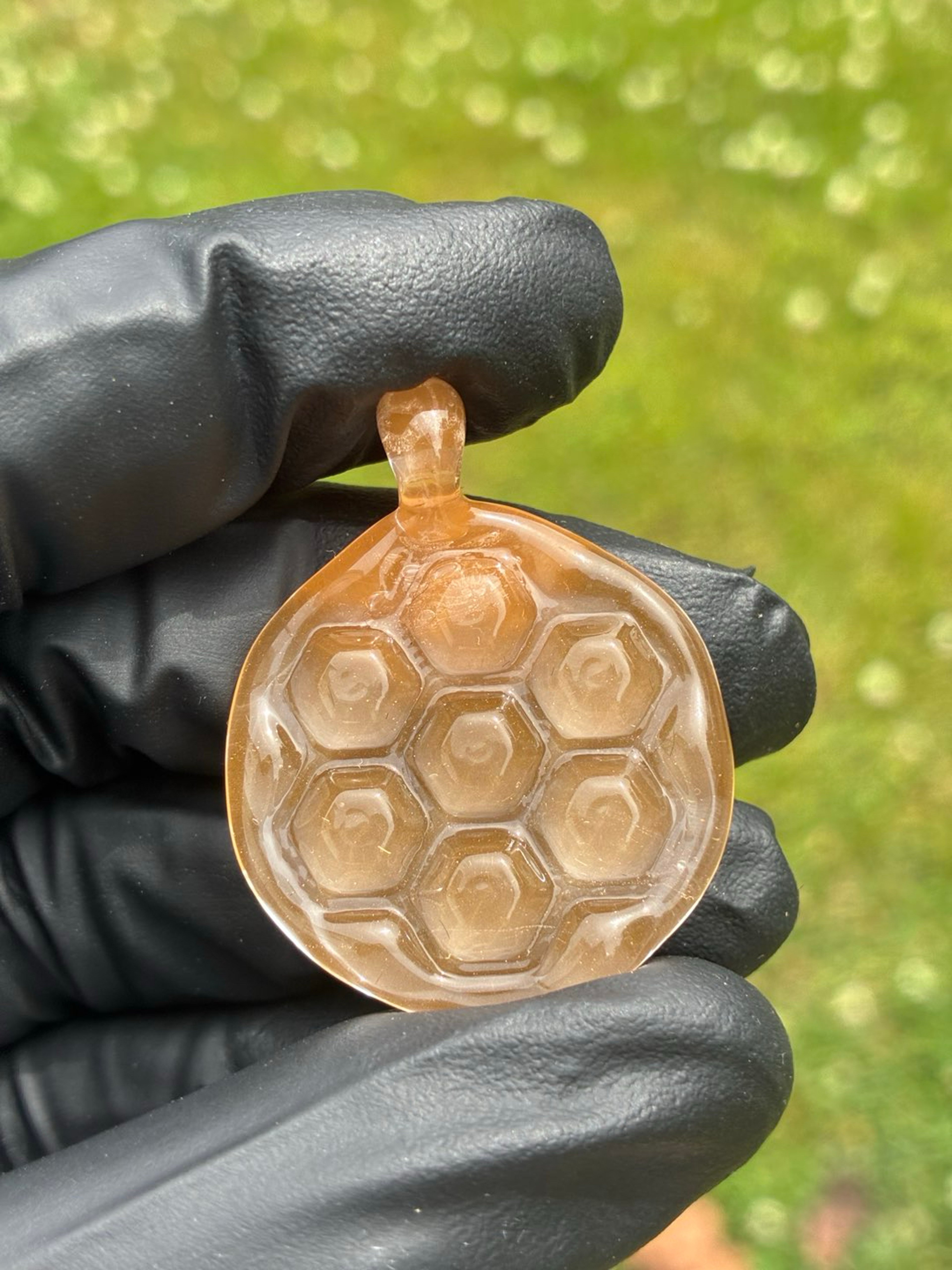 Preview pic of Honeycomb pendant 0207