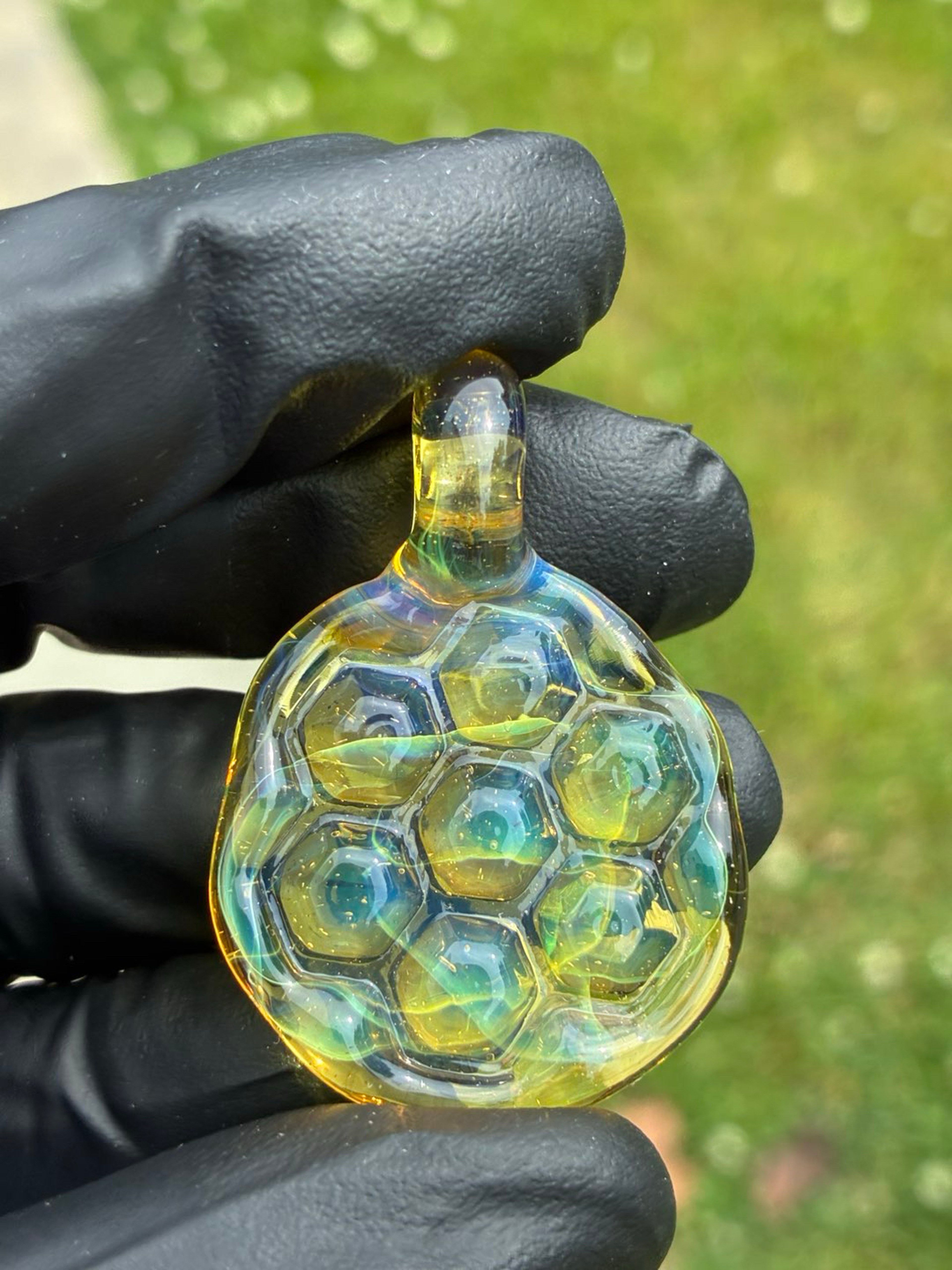 Preview pic of Honeycomb pendant 0212