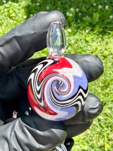 Preview pic of Small wig wag my pivot top pendant