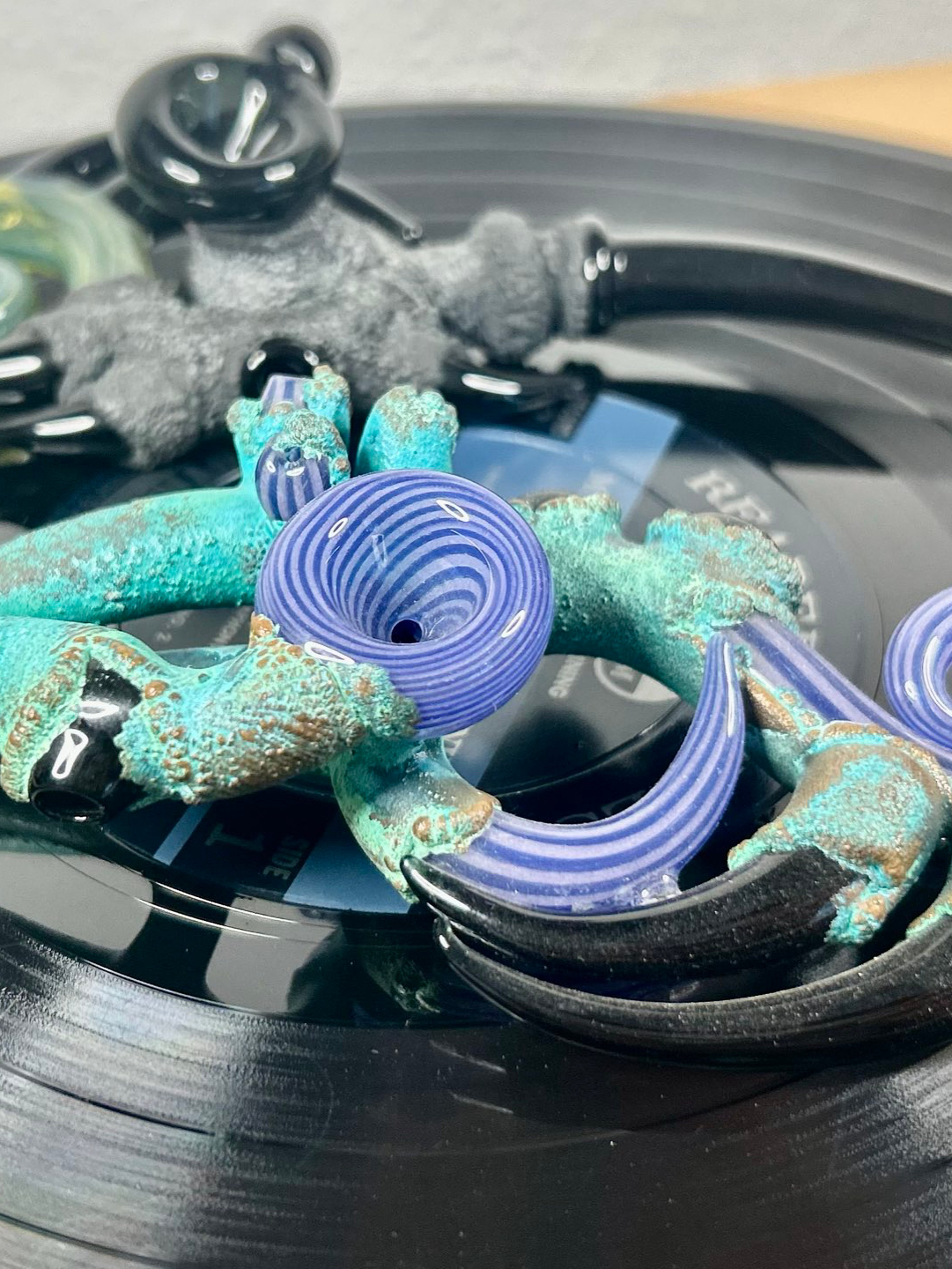 Preview pic of Shad Electroformed Dry x2
