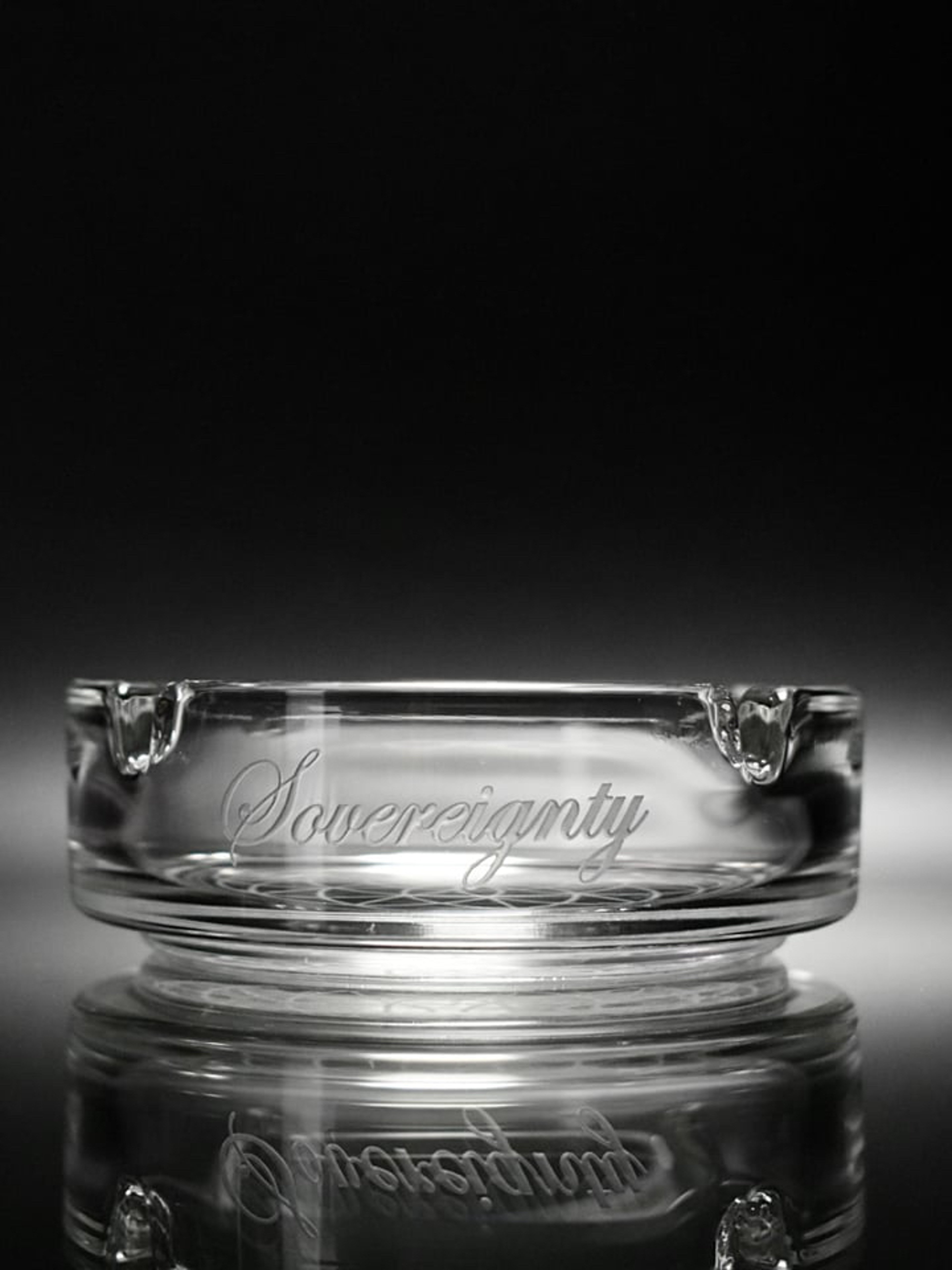 Preview pic of Sovereignty Ash Tray