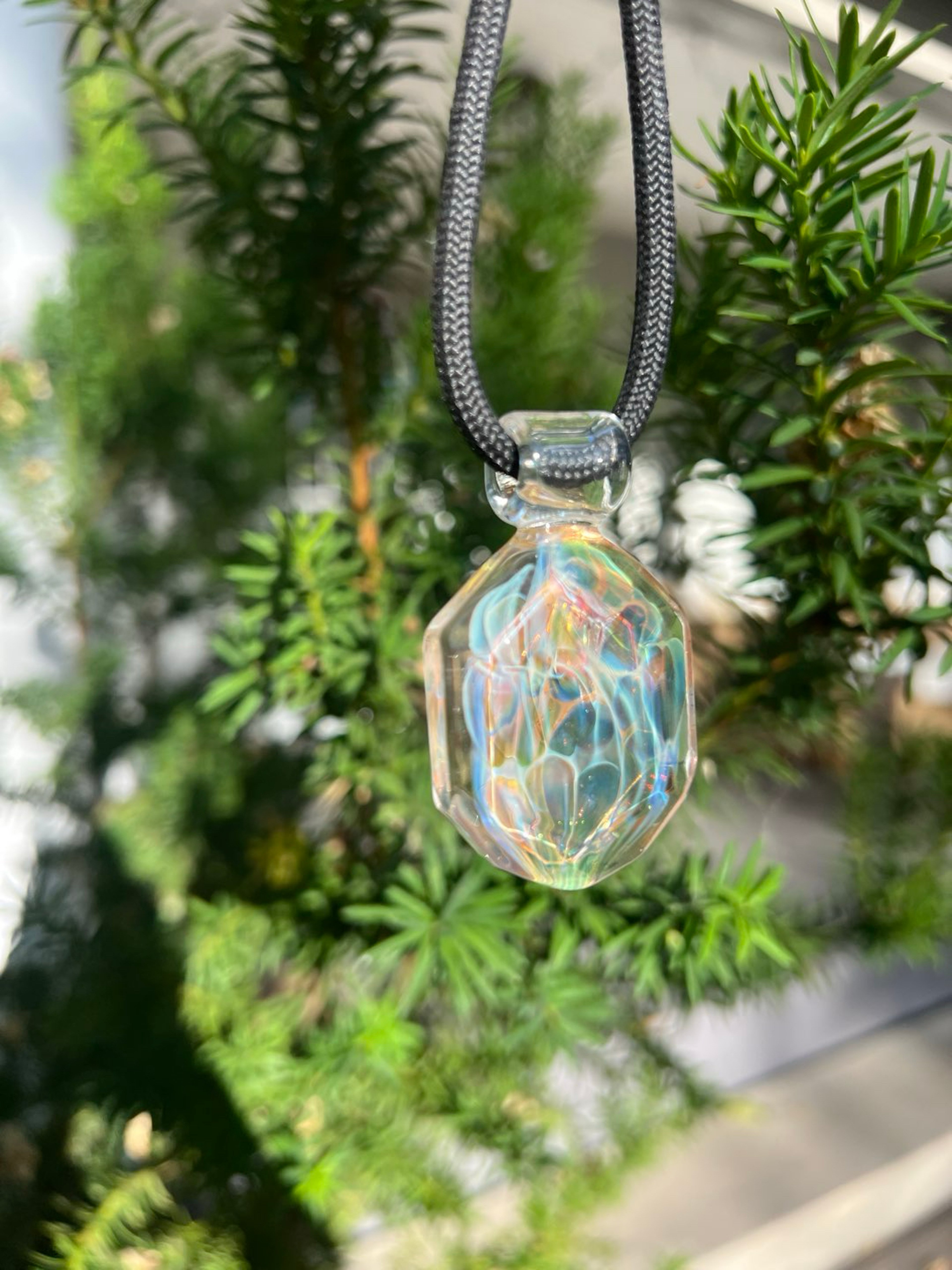 Preview pic of CASTO pendy
