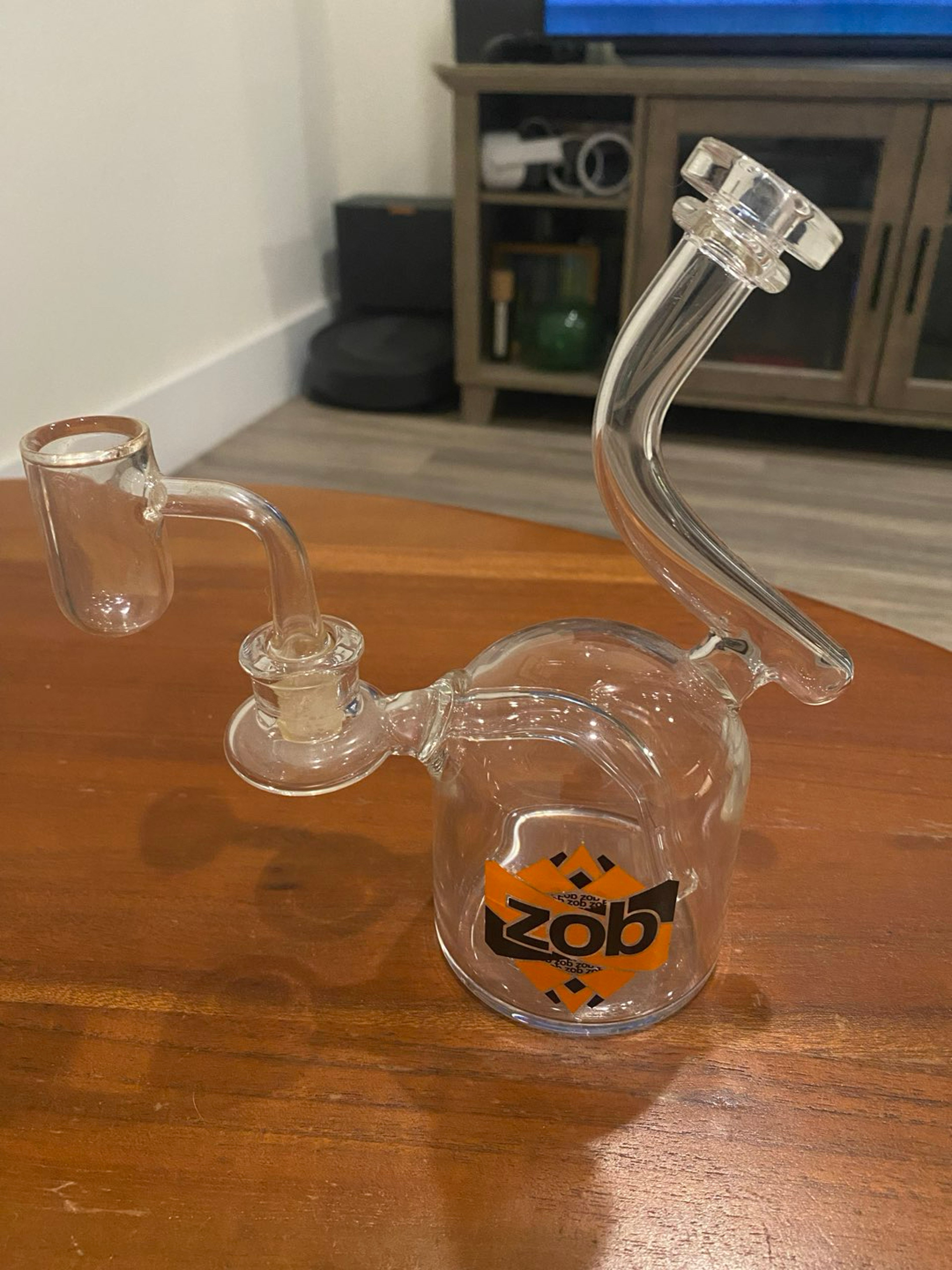 Preview pic of Zob bubbler w/ bear quartz banger