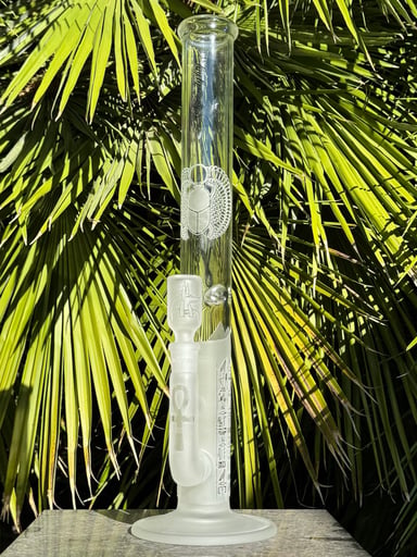 Preview pic of Pyramids of Giza Black Label Sovereignty Glass x Nelson Glass