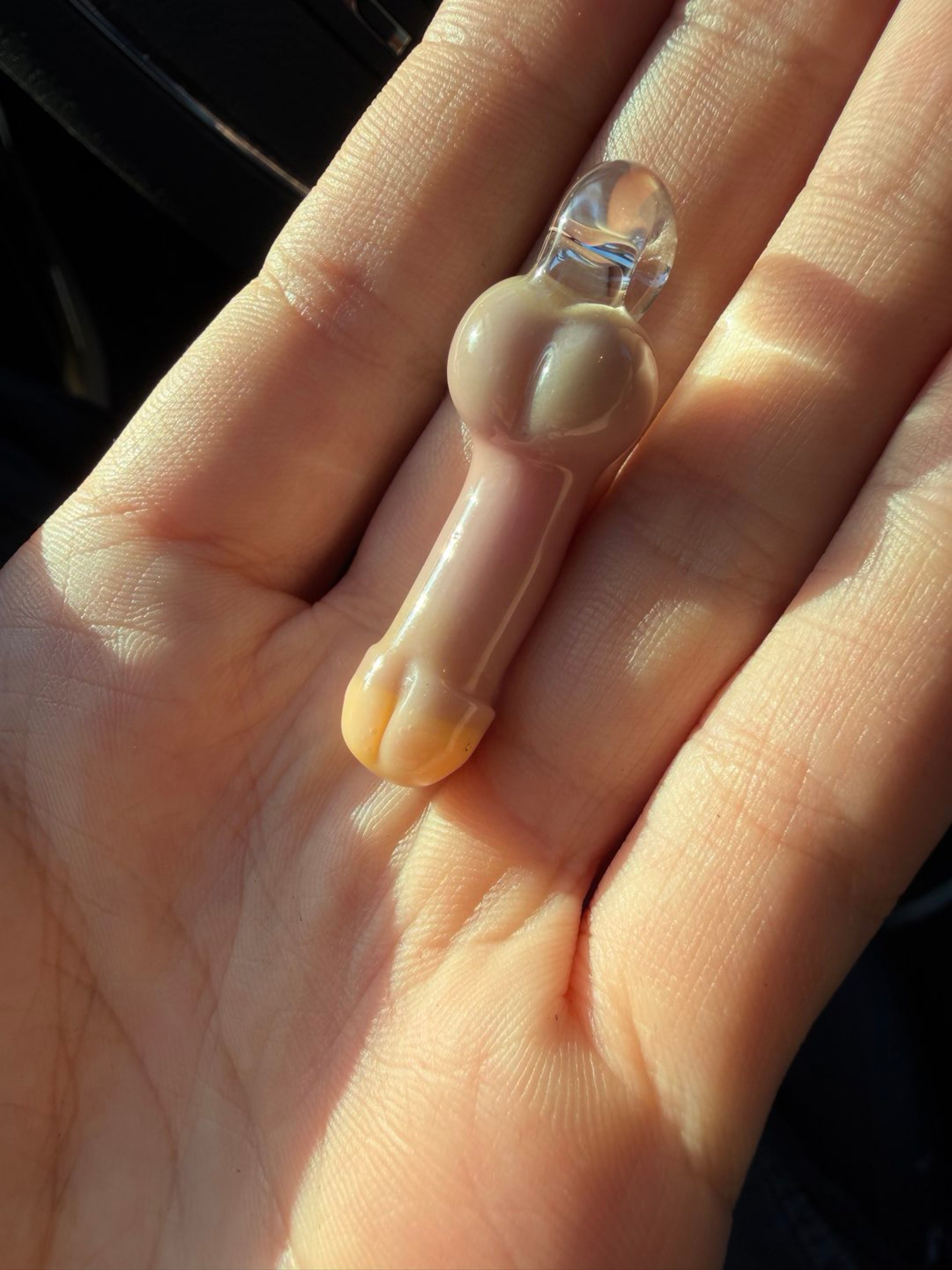 Preview pic of Penis Pendy